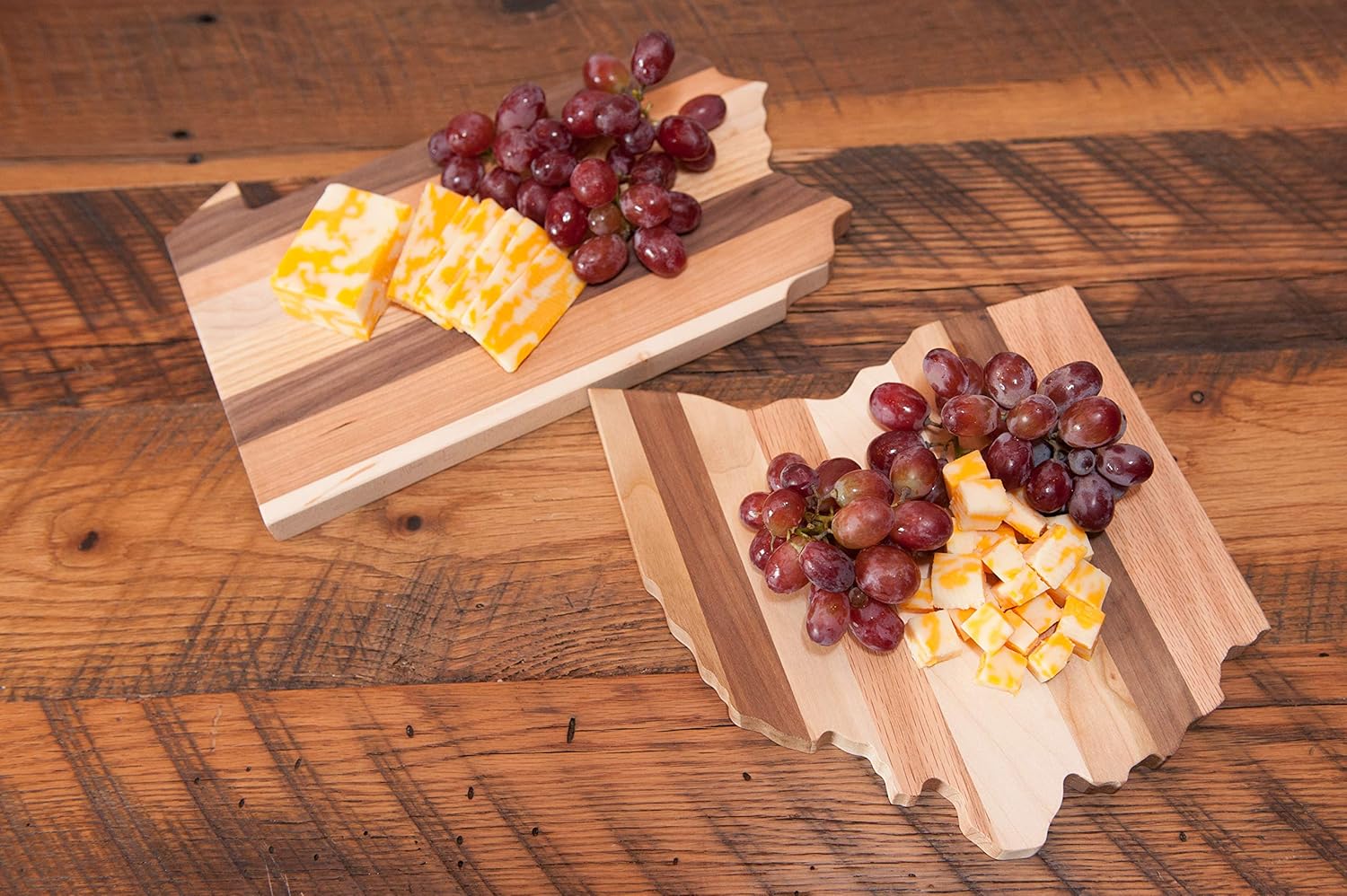 Bеѕt Dеаl 🛒 Wood Cutting Board For Kitchen – Ohio Cutting Board - Handmade Charcuterie Board – Cheese, Meat & Wine Rustic Serving Tray – State Shaped Wooden Cutting Board (10x 9, Ohio OH)