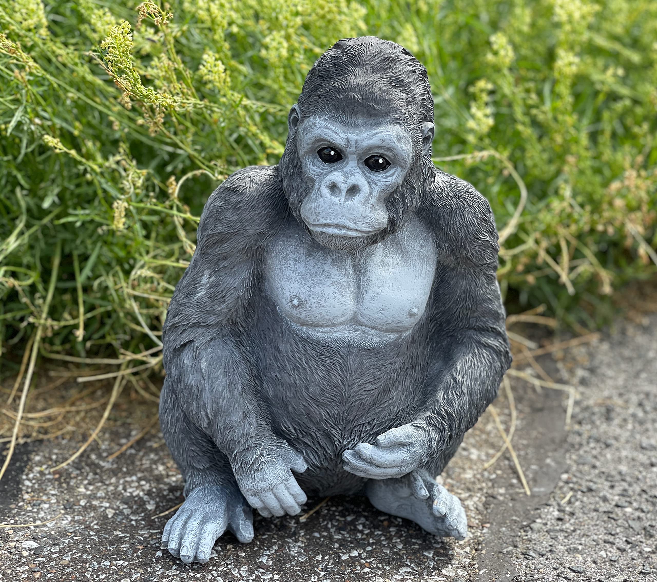 stoneandstyle Steinfigur Gorilla Ben AFFE frostfest Steinguss Gartenfigur