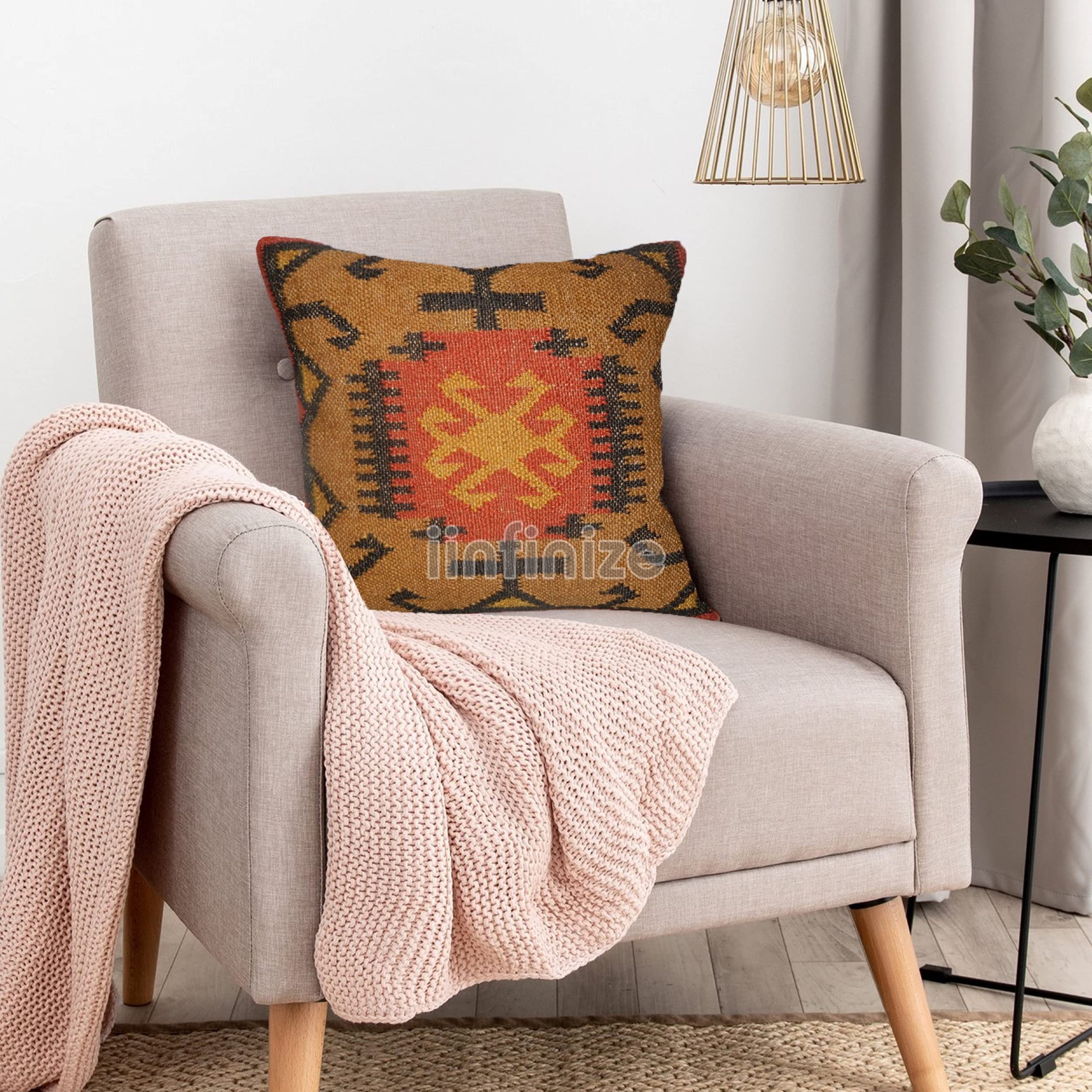 Housse de coussin en laine de jute tissée main 45 cm pour un salon bohème et chaleureux