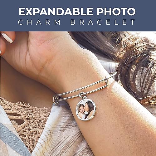 Miniatura 2 de PicturesOnGold.com Pulsera de fotos grabada expandible con imagen, talla única, pulsera circular grabada con foto, tono dorado o plateado