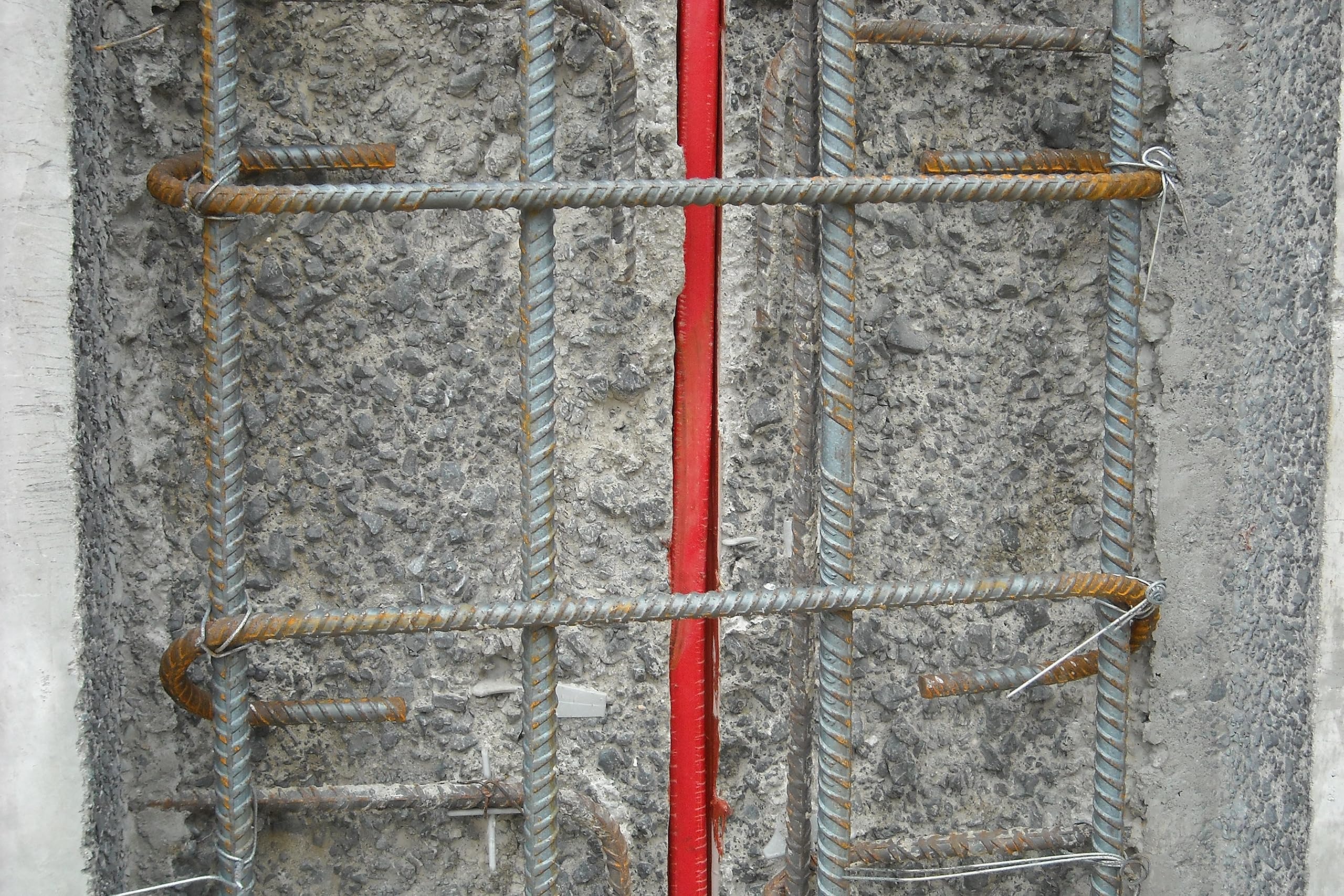 SIKA - Sellador hidrofílico - SikaSwell S-2 Rojo óxido - 600ml | Para juntas de construcción y penetraciones en hormigón - Buena adherencia - Sellado fiable y duradero