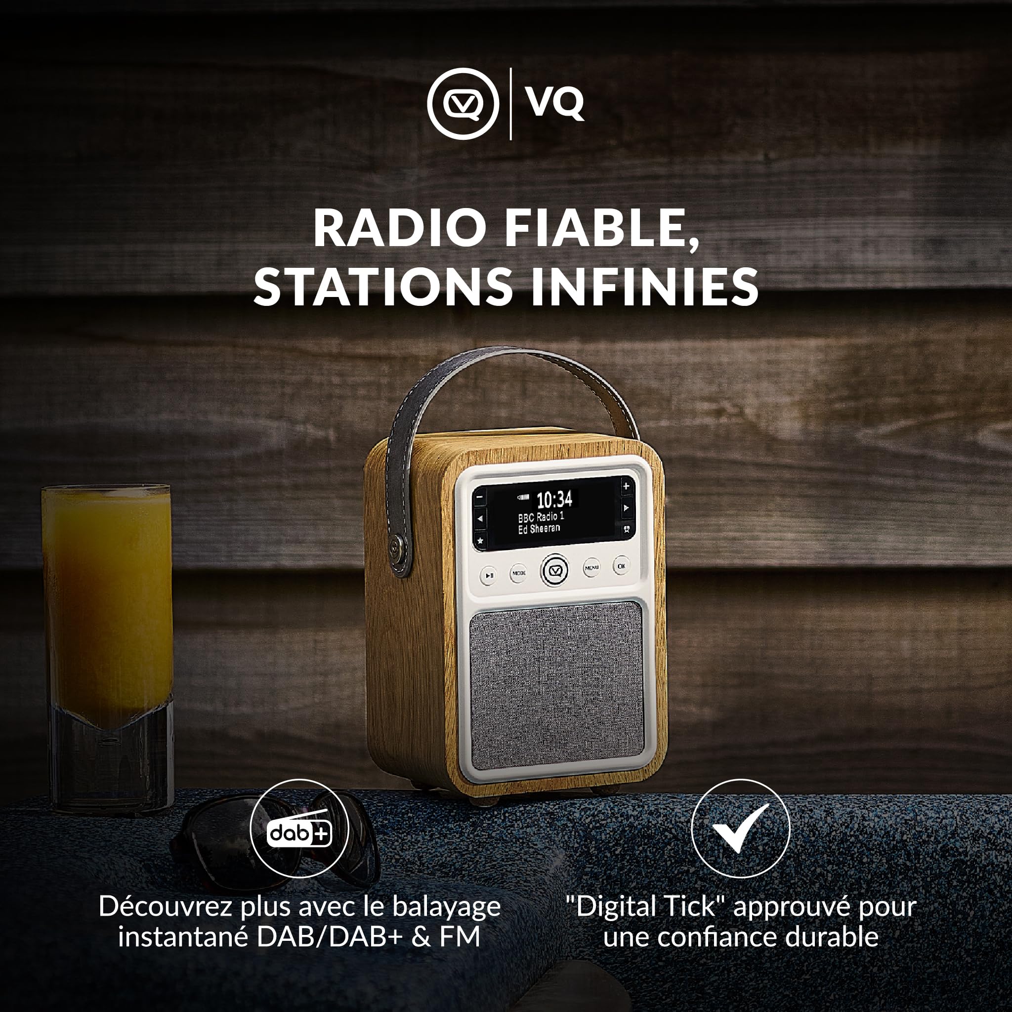 VQ Monty Radio DAB Plus/DAB avec Bluetooth, FM et Radio Réveil Fonction - Alimentée par Secteur et Batterie Radio Portable avec Antenne, Prise Casque et Port de Charge USB - Chêne