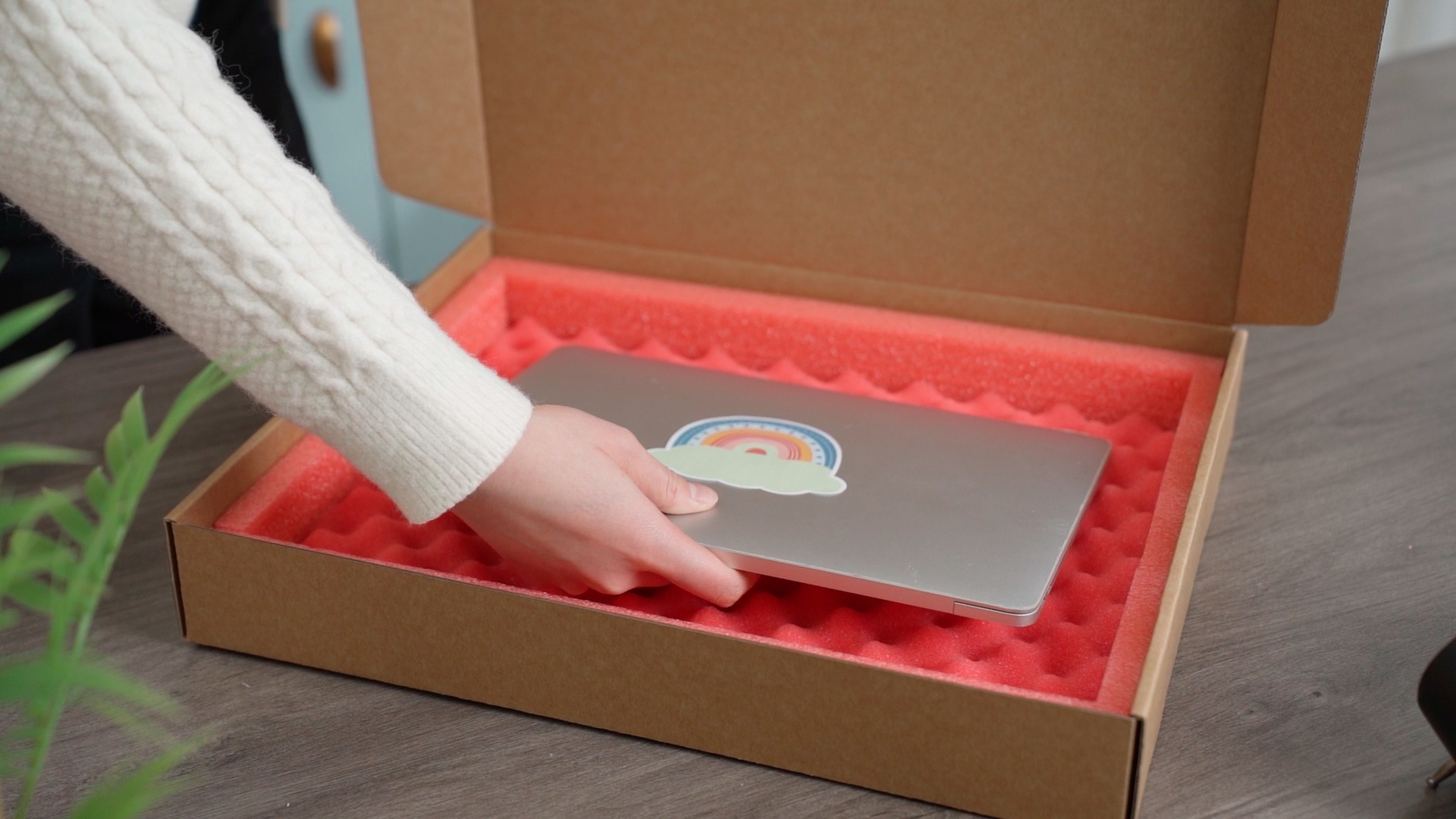 Laptop Shipping Box With Foam, Secure Cardboard Laptop Box For Shipping Fit Most 13 17 Inch Notebook Computer Packing