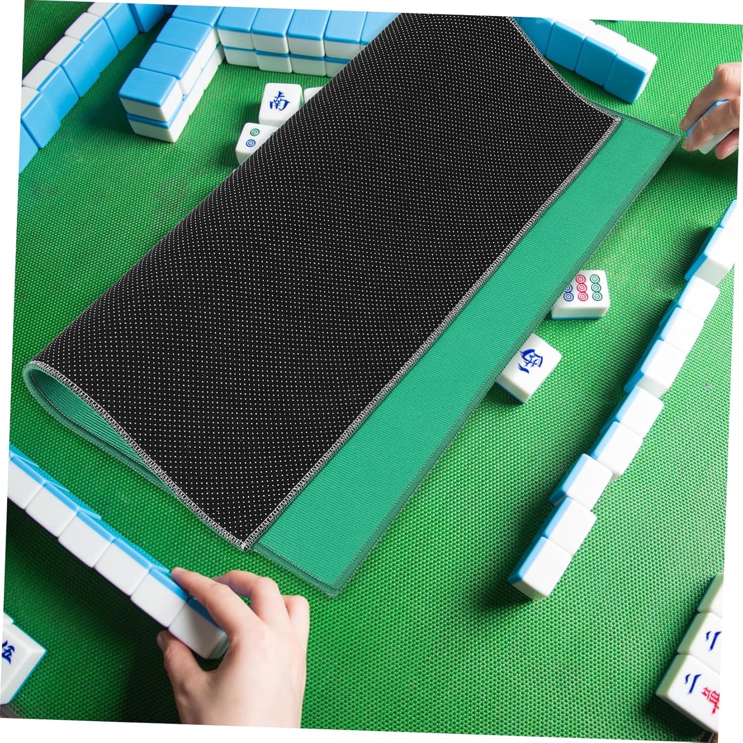Thickened Anti-Slip Mahjong Table Mat Noise-Reducing Green Square Table Cover for Poker and Board Games Sturdy Game Mat for Home Use 36 x 36