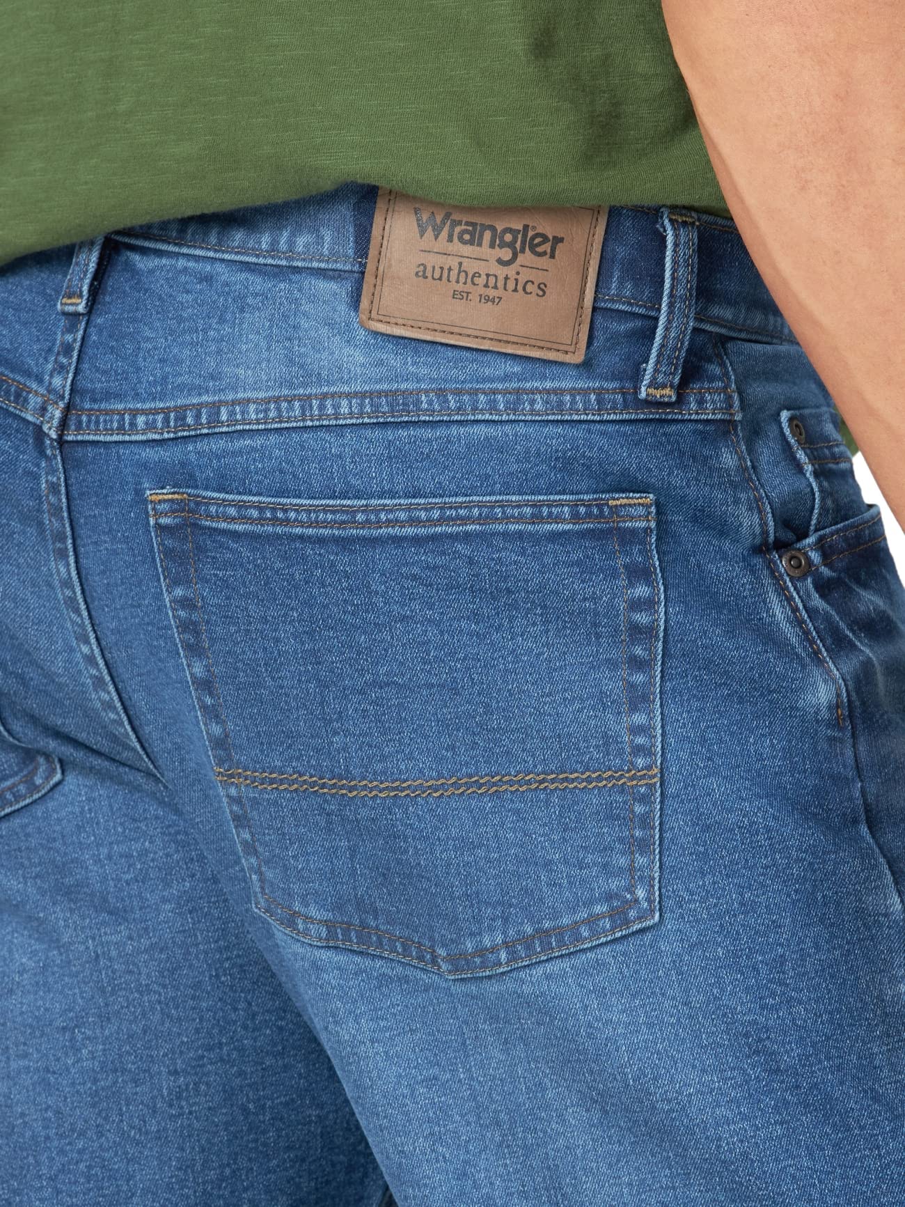 Wrangler Authentics Herren Athletic Fit Stretch Jeans