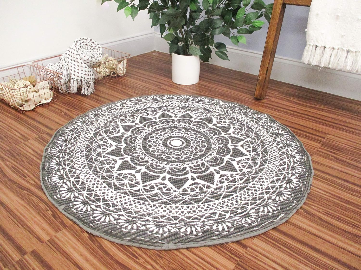 URBAN86 Printed Collection:- Kenosha Printed Round Area Rug, Handmade Round Rug, Round Table. (3 FT Round, Grey)