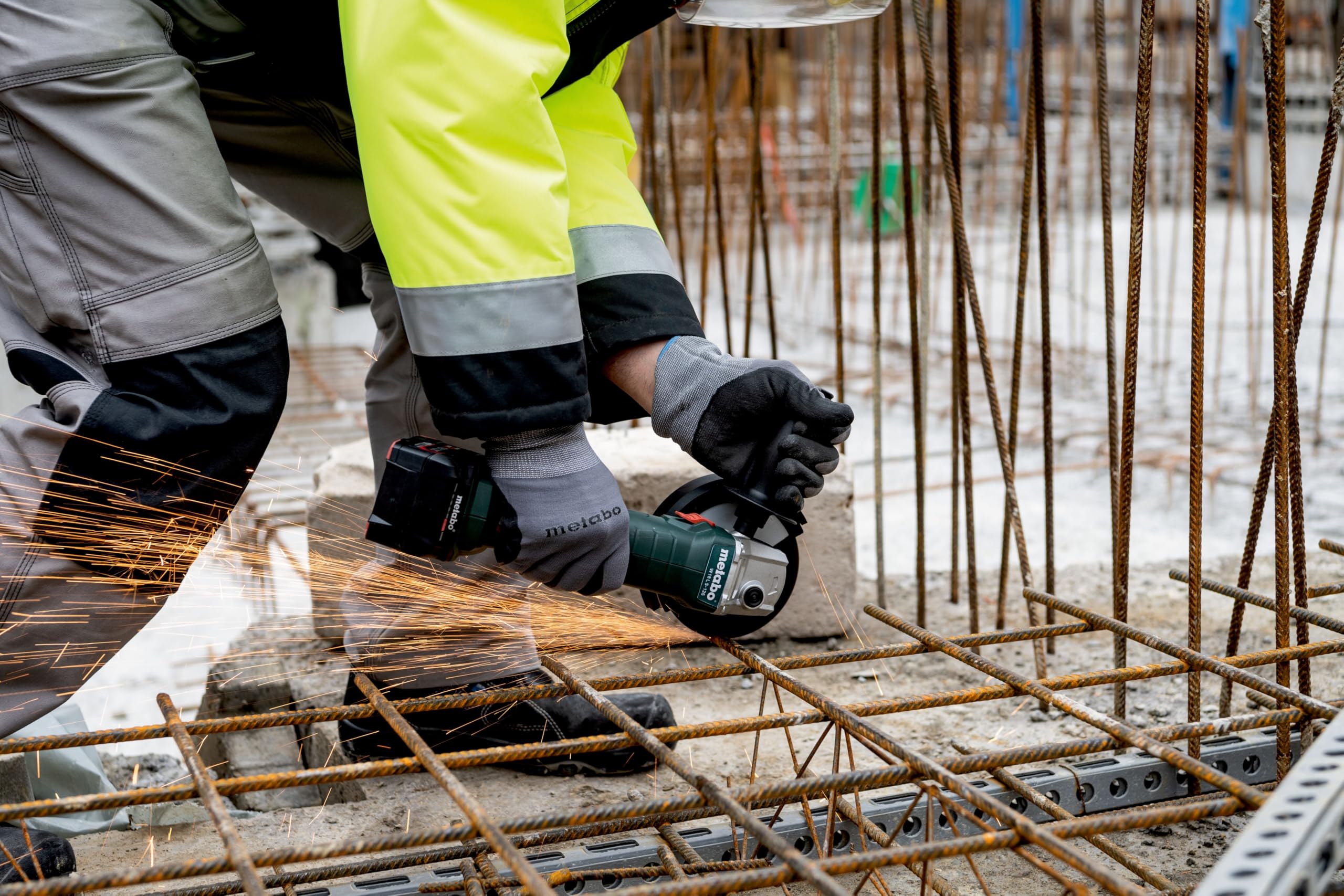 Image secondaire de Meuleuse d'angle sans fil Metabo W 18 L 9-125 - Puissante et Robuste