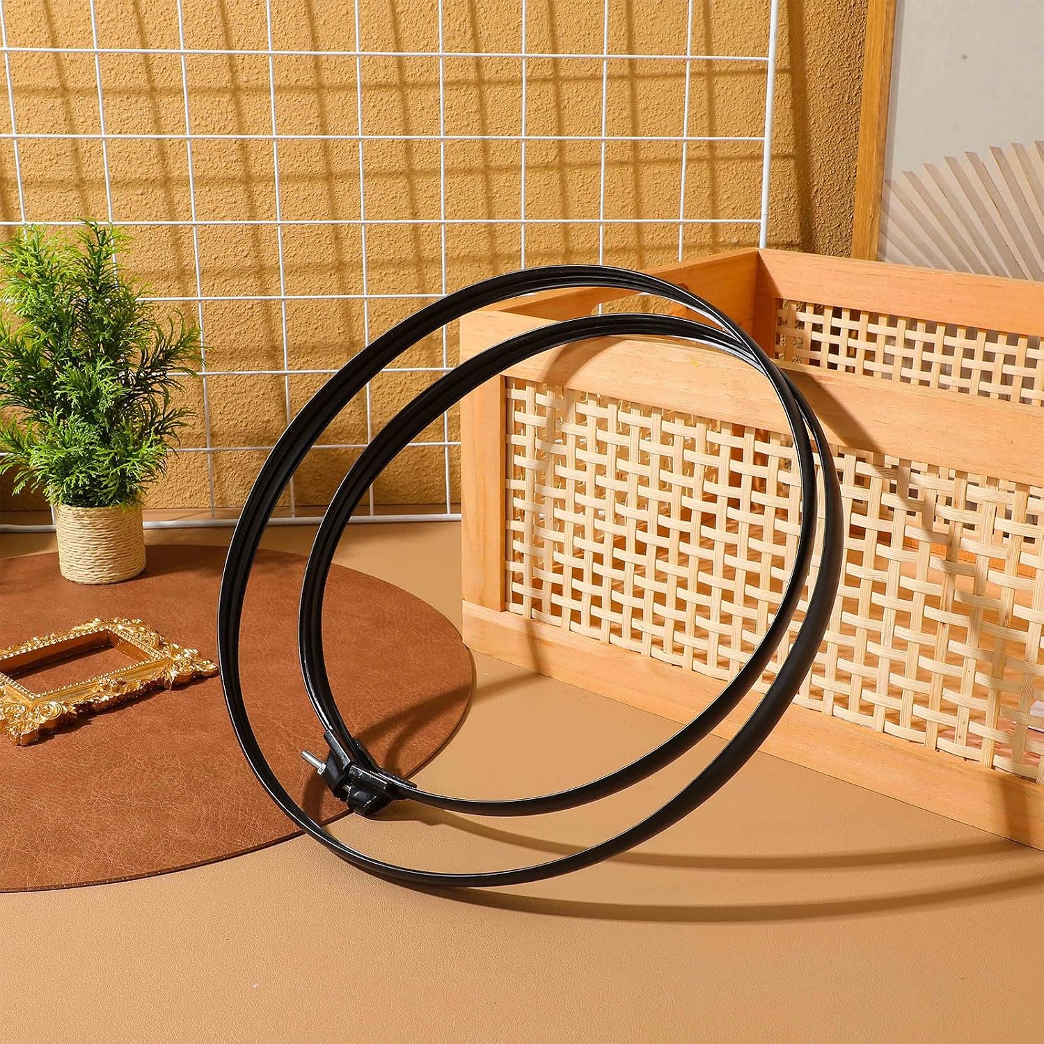 Replacement Hoop for Electric Fans and Floor Fans Retaining Ring Resistant to Deformation Feature and Convenient Installation for Table Pedestal Parts