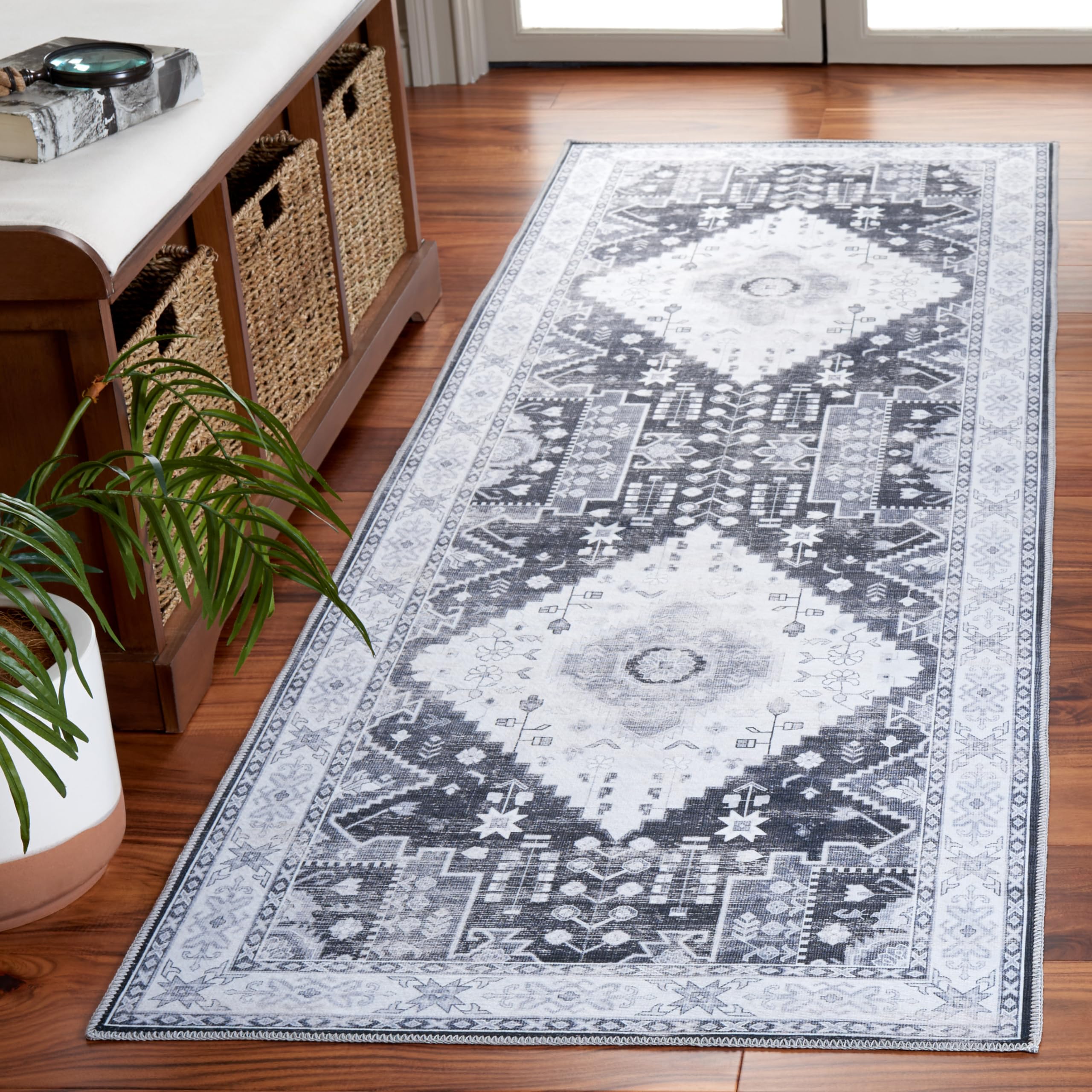 Tapis à poil court lavable gris ivoire 62 X 240 cm Arizona Safavieh