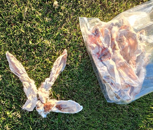 Foto 5 de 8 de Lucze - Orejas de conejo con pelo para perros, 1 kg, hipoalergénicas y sin cereales, naturales, aprox. 20 cm…