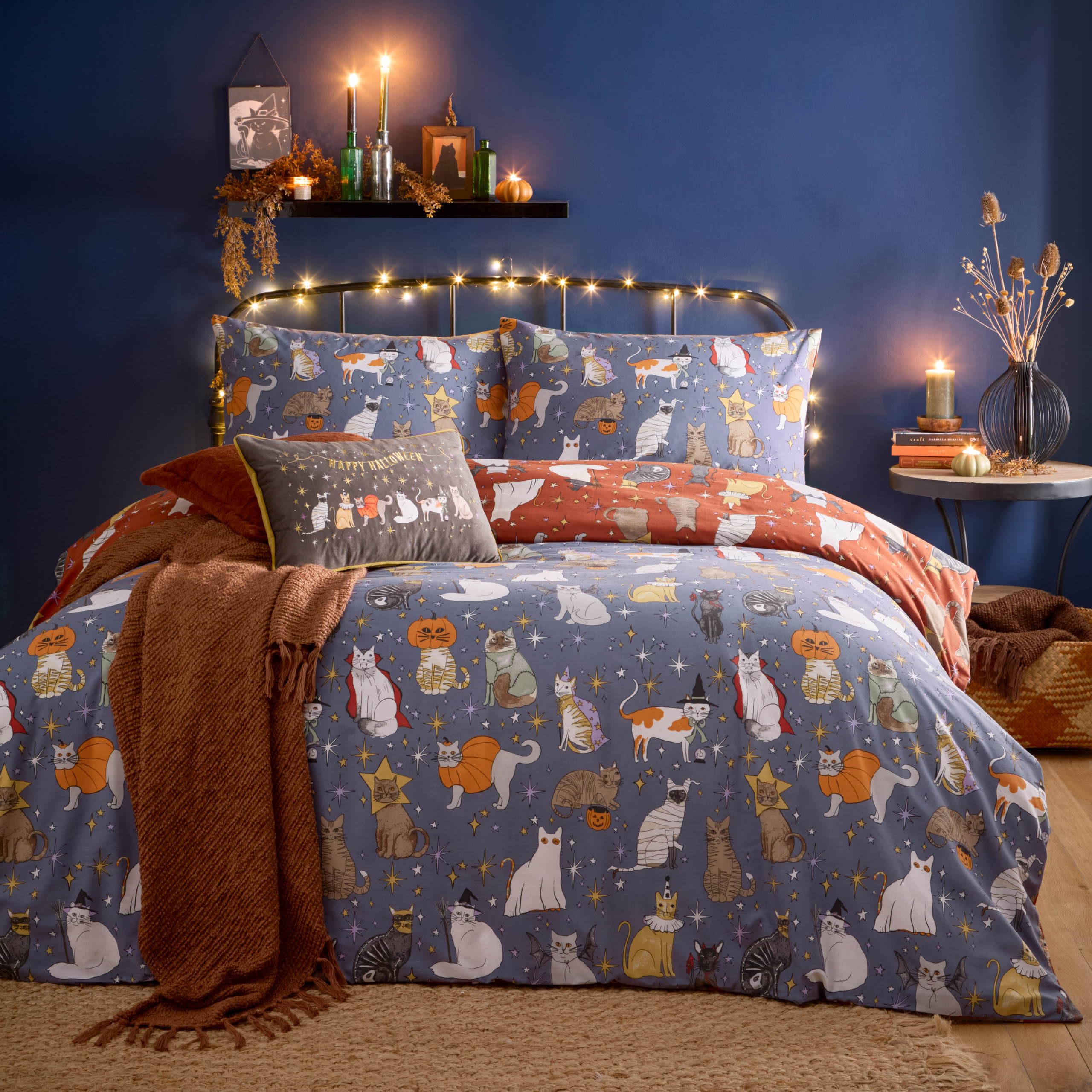 furn. Halloween Pawty Duvet Cover Set – Fun Spooky Reversible Cat Party Design Bedding (Multicolour - King)