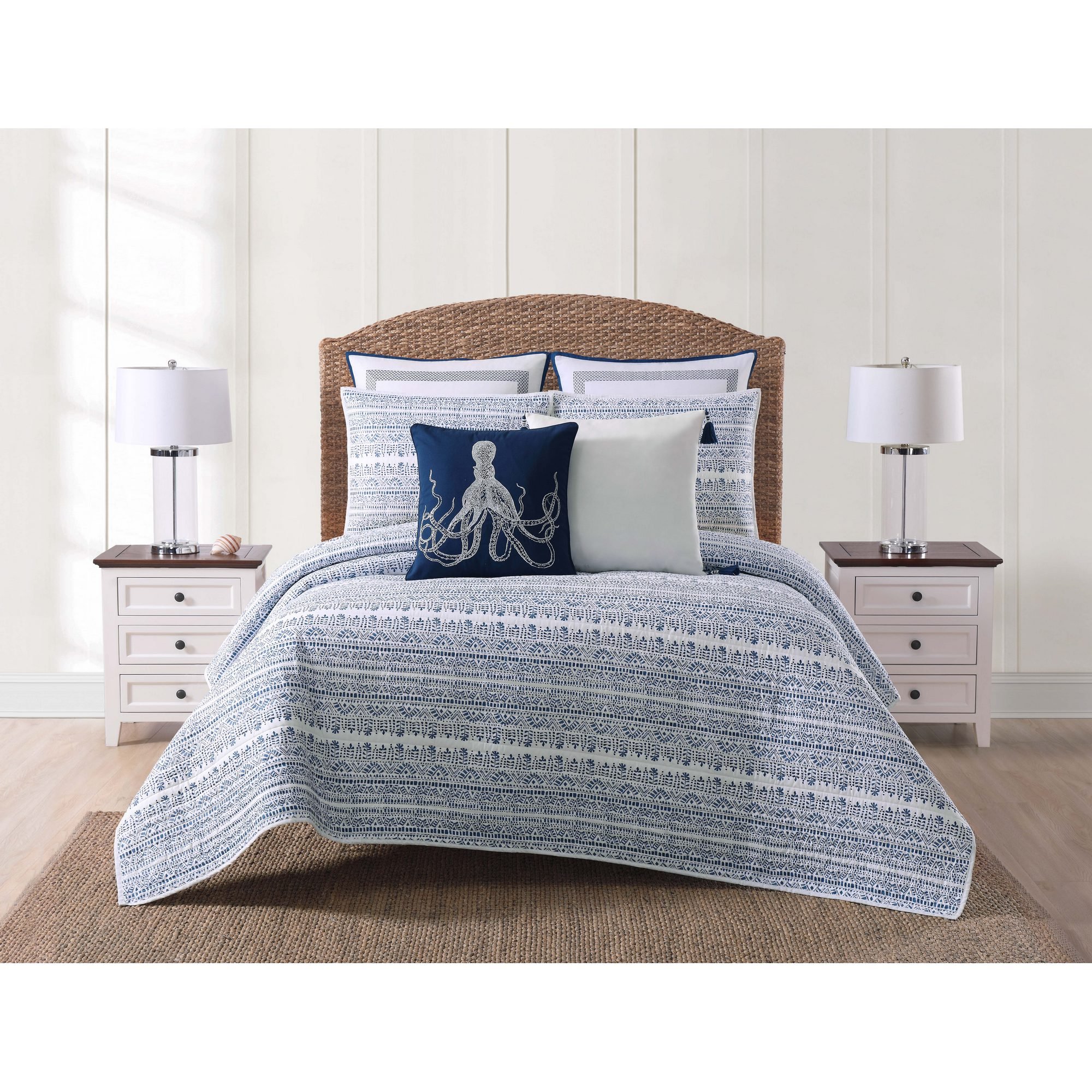 Reef White and Blue Cotton 3-Piece King Quilt Set, coastal Themed, for Men and Women, OEKO-TEX Certified Confidence