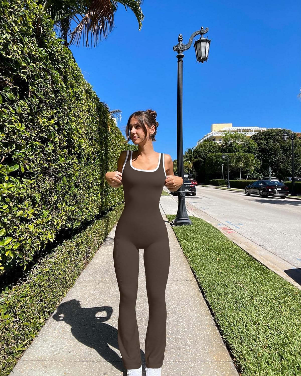 OQQ Women Jumpsuits Sleeveless Square Neck Stretch Contrast Workout Active Flared Bottoms Tank Jumpsuit - Image 2