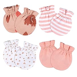 Gerber Baby Boys 12 Piece Layette Gift Set, Mommy\'s Bestie, 3-6 Months