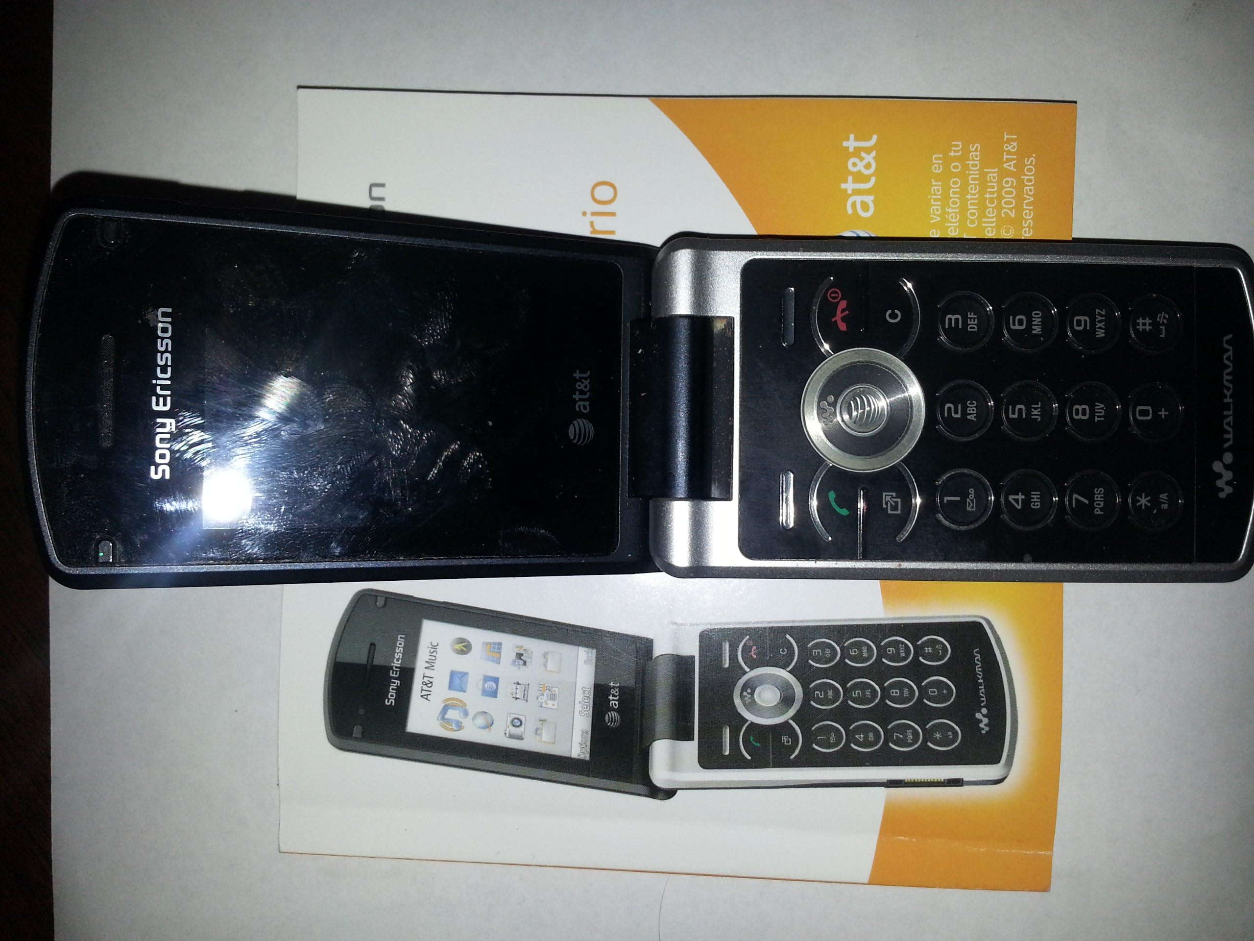Sony Ericsson Walkman W518a Unlocked GSM Phone with 3.2MP Camera, GPS and Bluetooth - Black