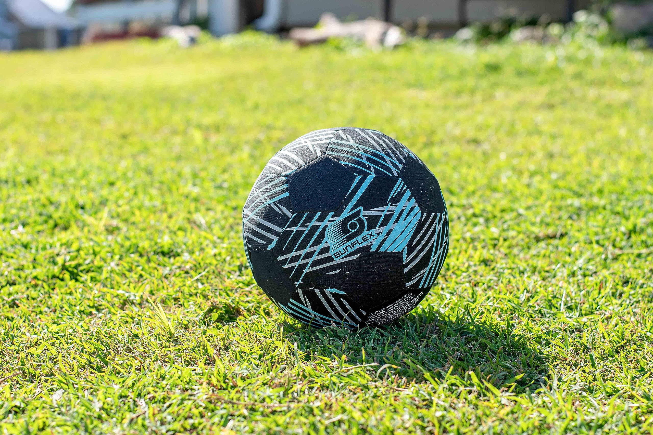BEST SPORTING Ballon de football américain en néoprène 27 cm I Football américain pour plage et jardin I Mini ballon d'eau doux et léger I Jeu d'eau BEST SPORTING Ballon de football américain en néoprène 27 cm I Football américain pour plage et jardin I Mini ballon d'eau doux et léger I Jeu d'eau