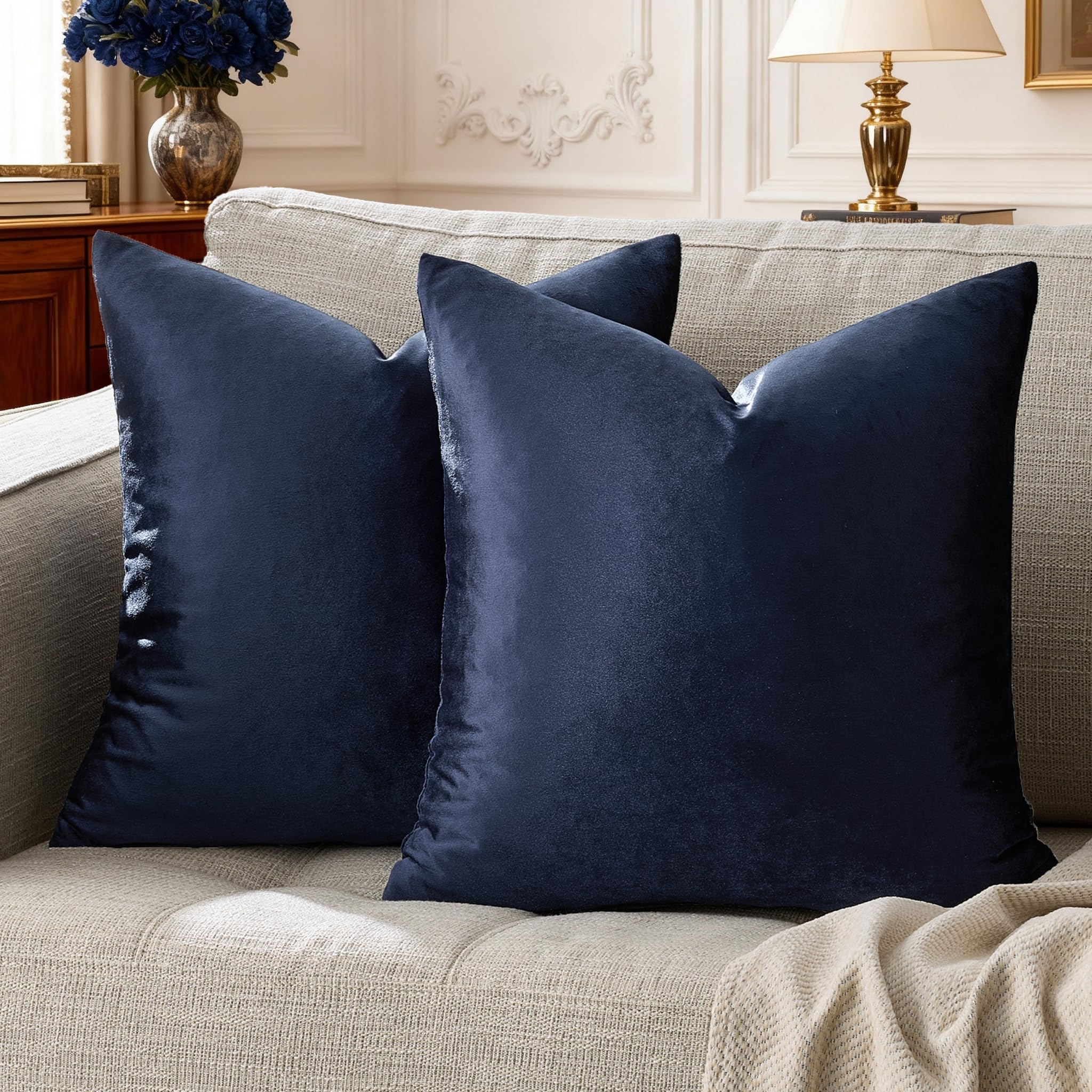 GIGIZAZA Navy Blue Velvet Pillow Covers 22x22,Square Solid Throw Pillow Covers Decorative Modern Pillows Big Vintage Cases for Couch Pack of 2