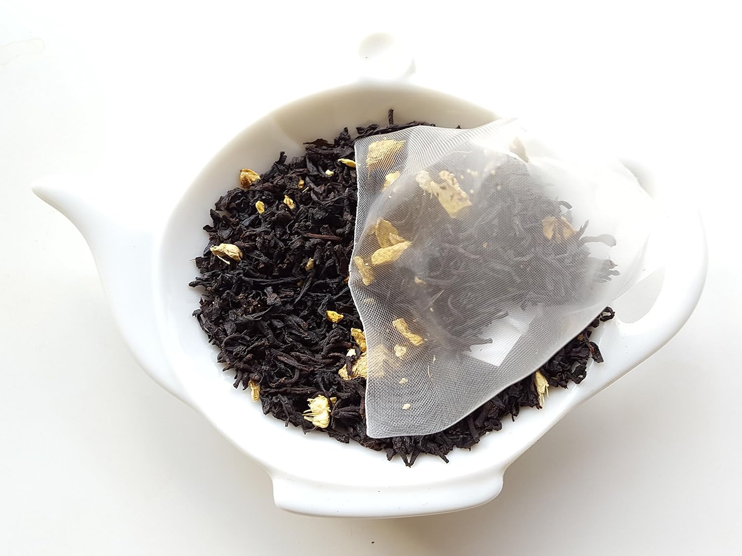 Ginger Peach Black Tea in Pyramid Sachets (2 Tins)
