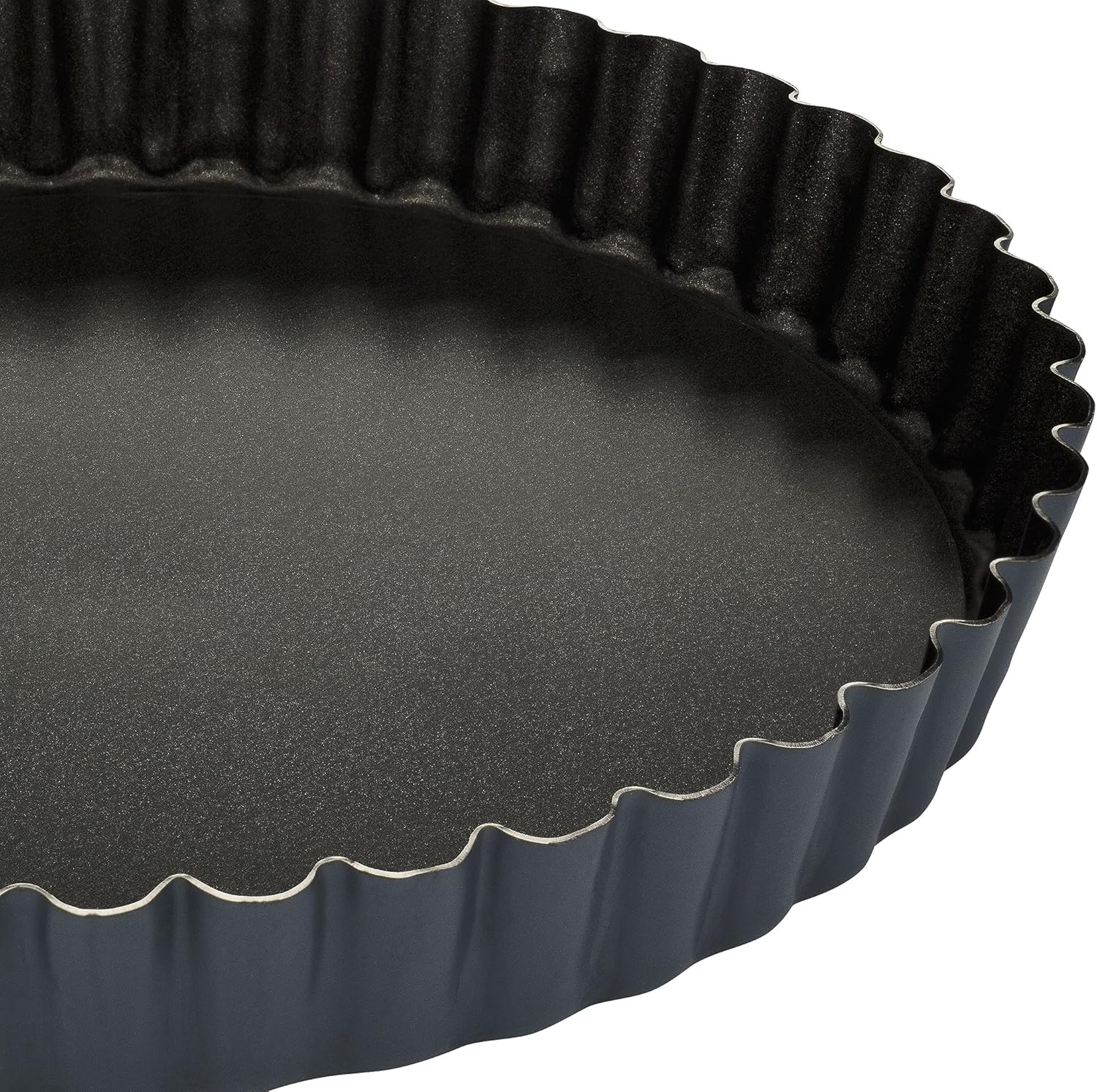 Matfer Bourgeat Exopan Steel Tart Mold with Removable Bottom, Nonstick, Fluted, 7 1/16"