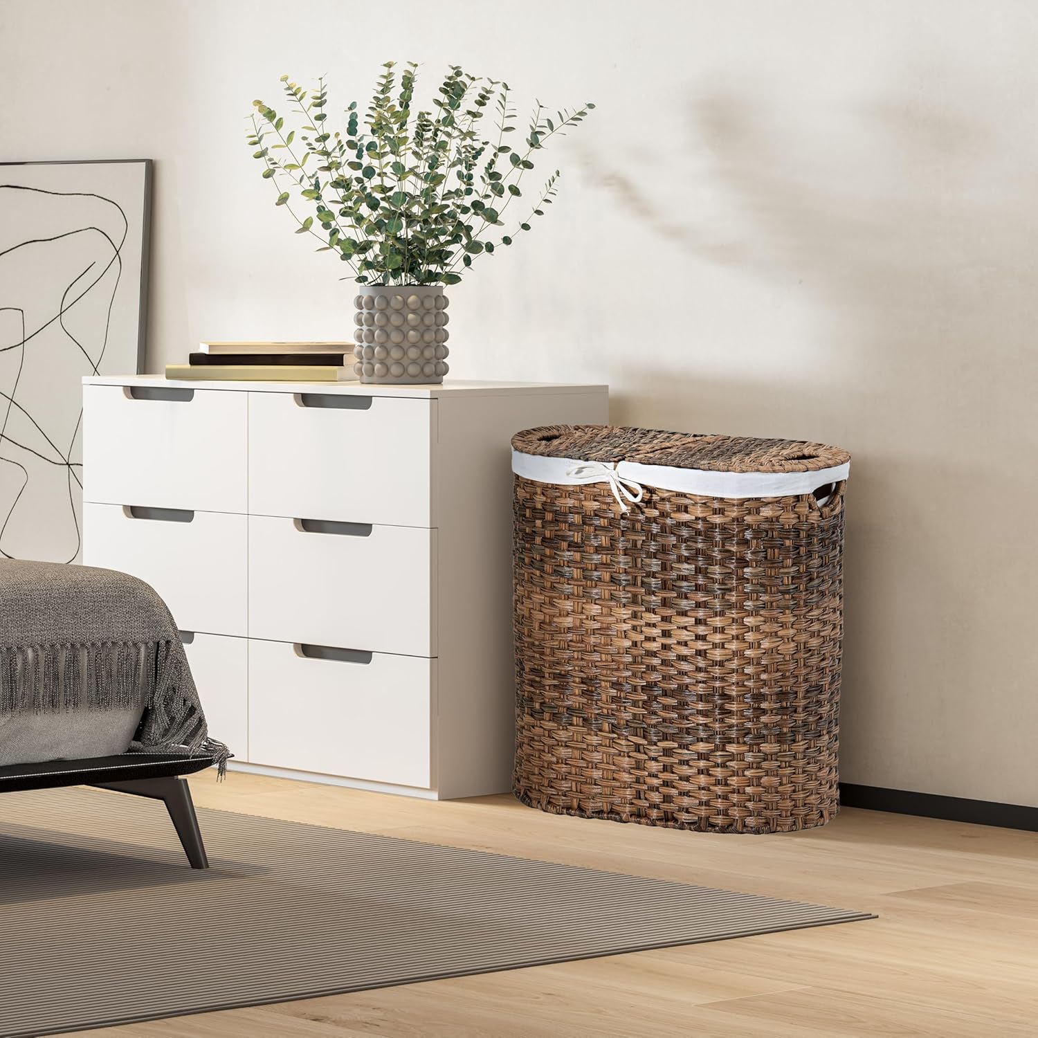 Seville Classics Premium Handwoven Portable Laundry Bin Basket with Carrying Handles, Household Storage for Clothes, Linens, Sheets, Mocha Brown, Oval Hamper