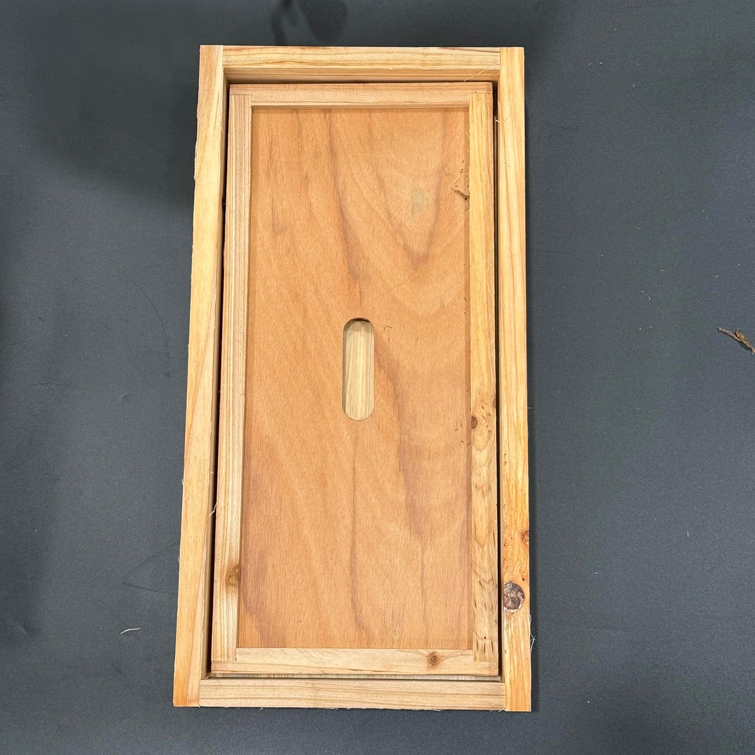 5 Frame Nucs lid wit metal Plus 5 Frames inner cover