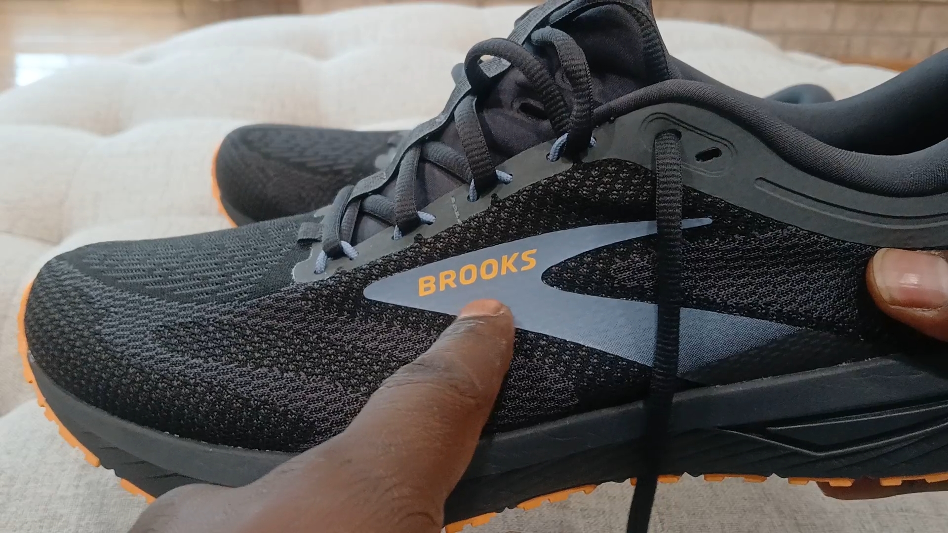 Brooks Revel 7 Men\'s Running Training Shoes Size 8 Black Grey Orange 1104351D076 Men main image 4