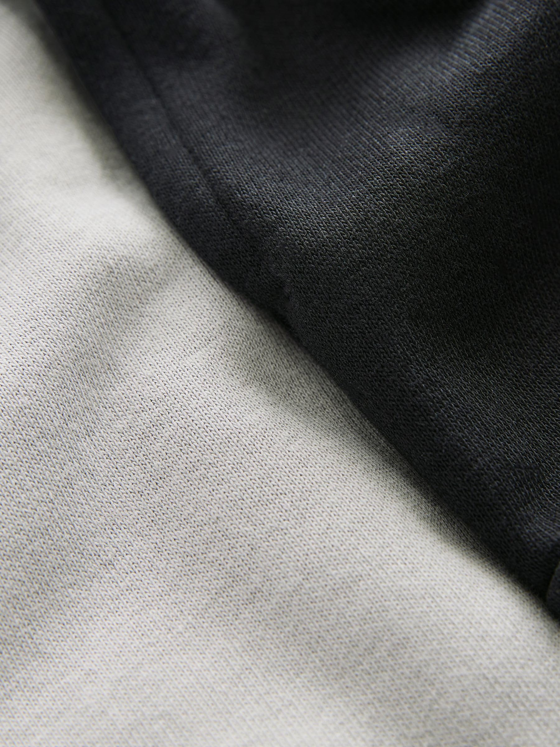 NEXT Niños Pantalones de chándal Cargo Corte Slim Pack de 2