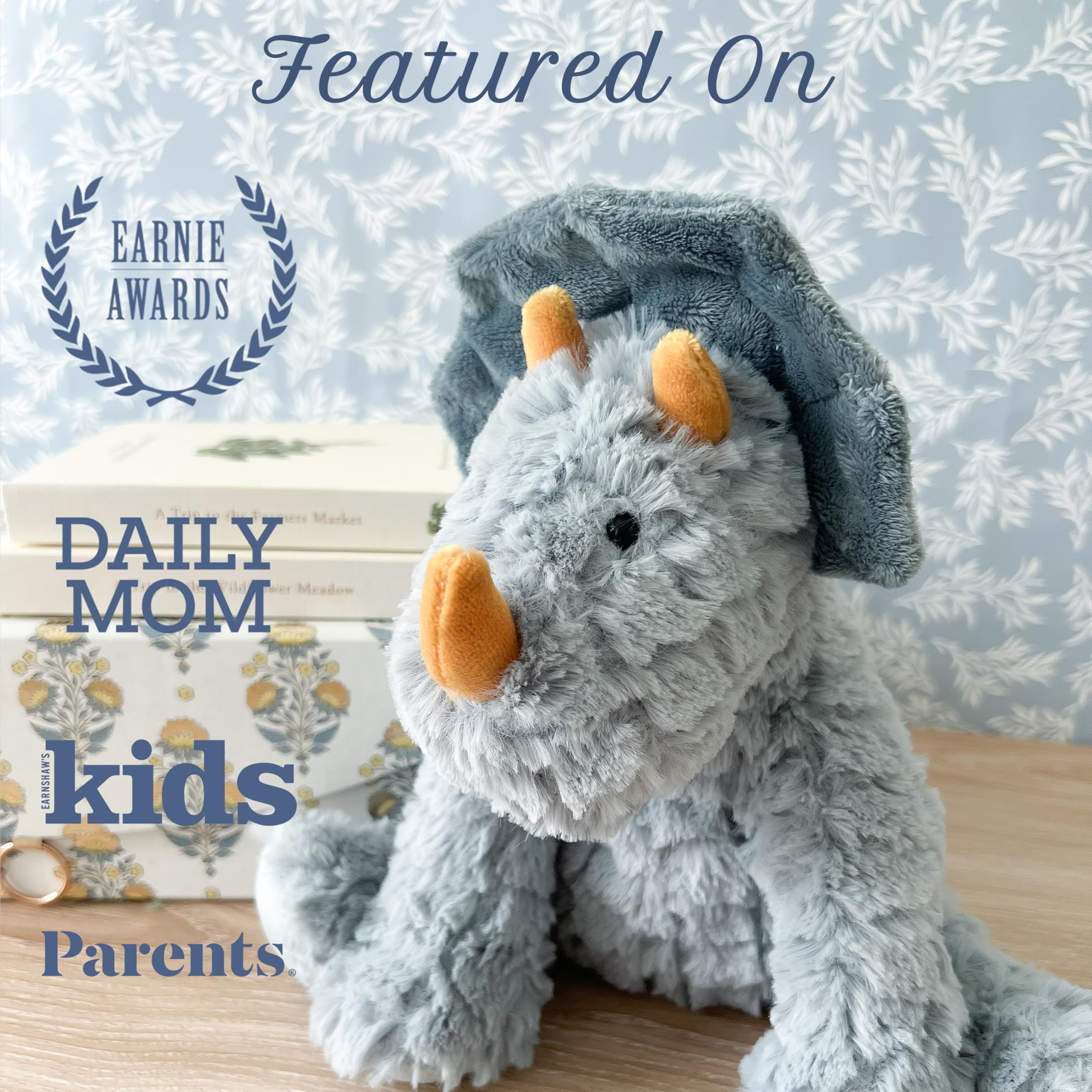 MON AMI Bashful The Dino - Peluche a forma di dinosauro, 22,9 cm, morbido e coccoloso, da utilizzare come giocattolo o decorazione per la stanza dei bambini, ideale per bambini di tutte le età