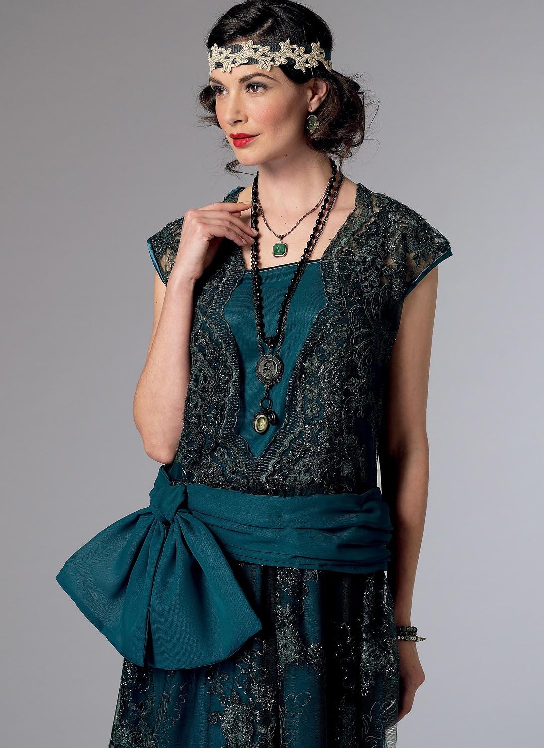 Butterick B6399 Women's 1920's Vintage Fashion Flapper Dress Sewing Pattern, Sizes 6-14
