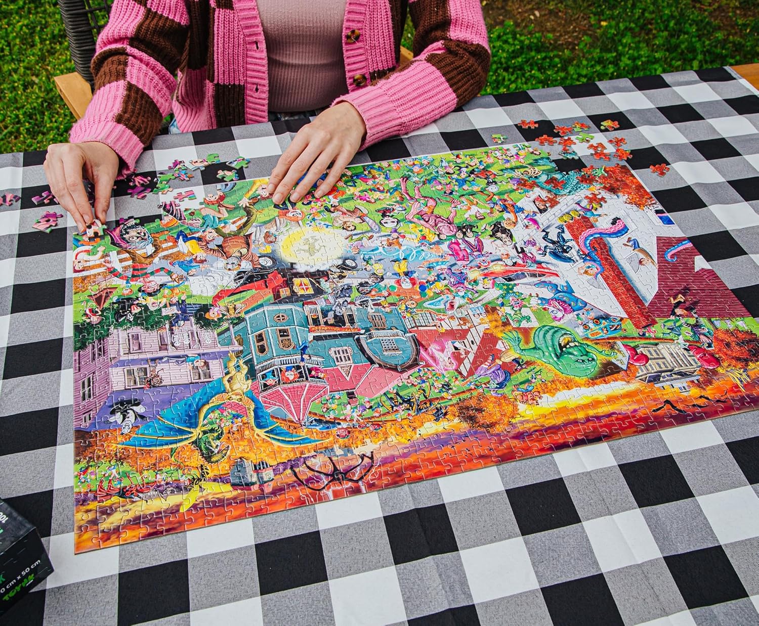 Horror Attack 1000-Piece Jigsaw Puzzle | Fun Brain Teaser, Toys & Games for Adults | 28 x 20 Inches