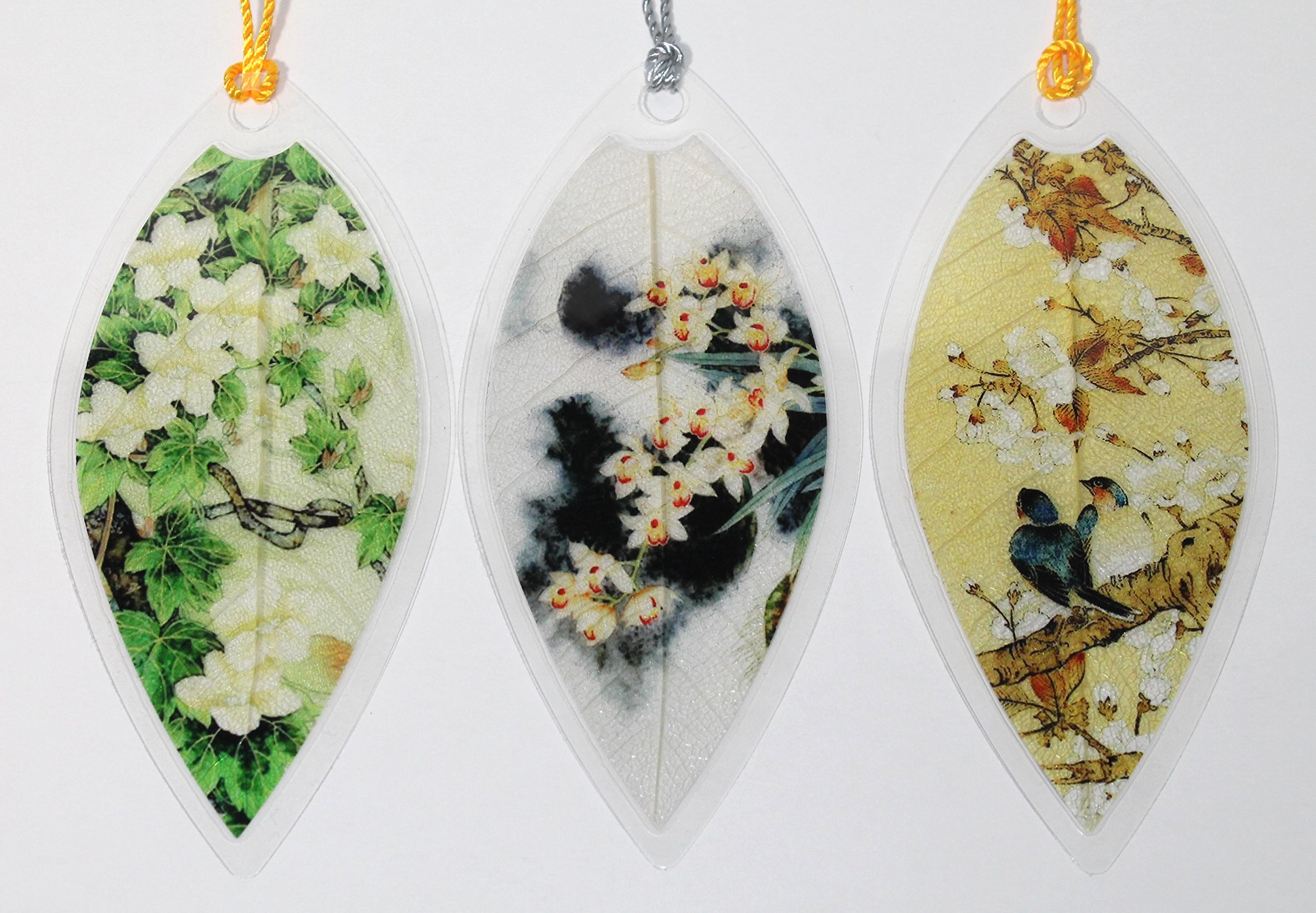 Lucore Leaf Bookmarks - Asian White Flowers Painting Lucky Charm, Ornament, Hanging & Wall Decor, Art Decoration - 3 Pcs, Made of Real Leaves