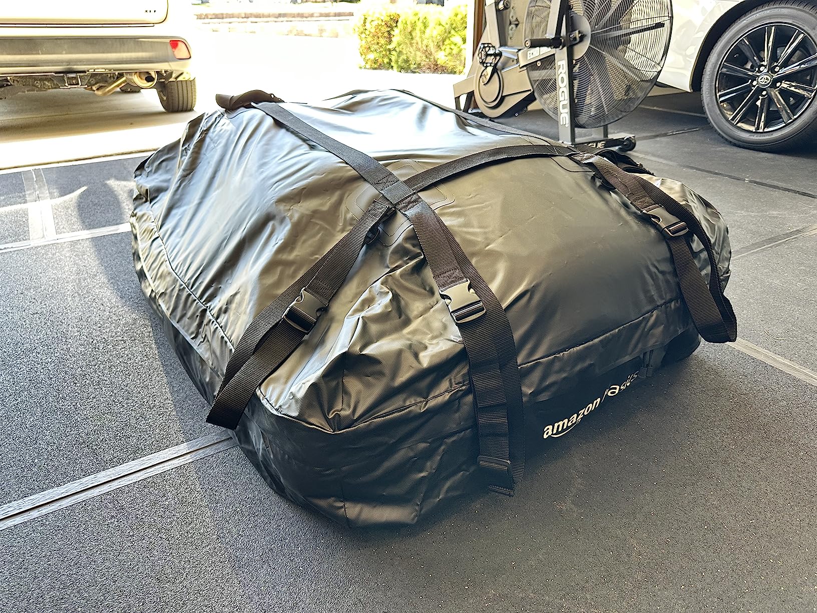 9/mo Finance Amazon Basics Rooftop Cargo Carrier Bag, Black, 15