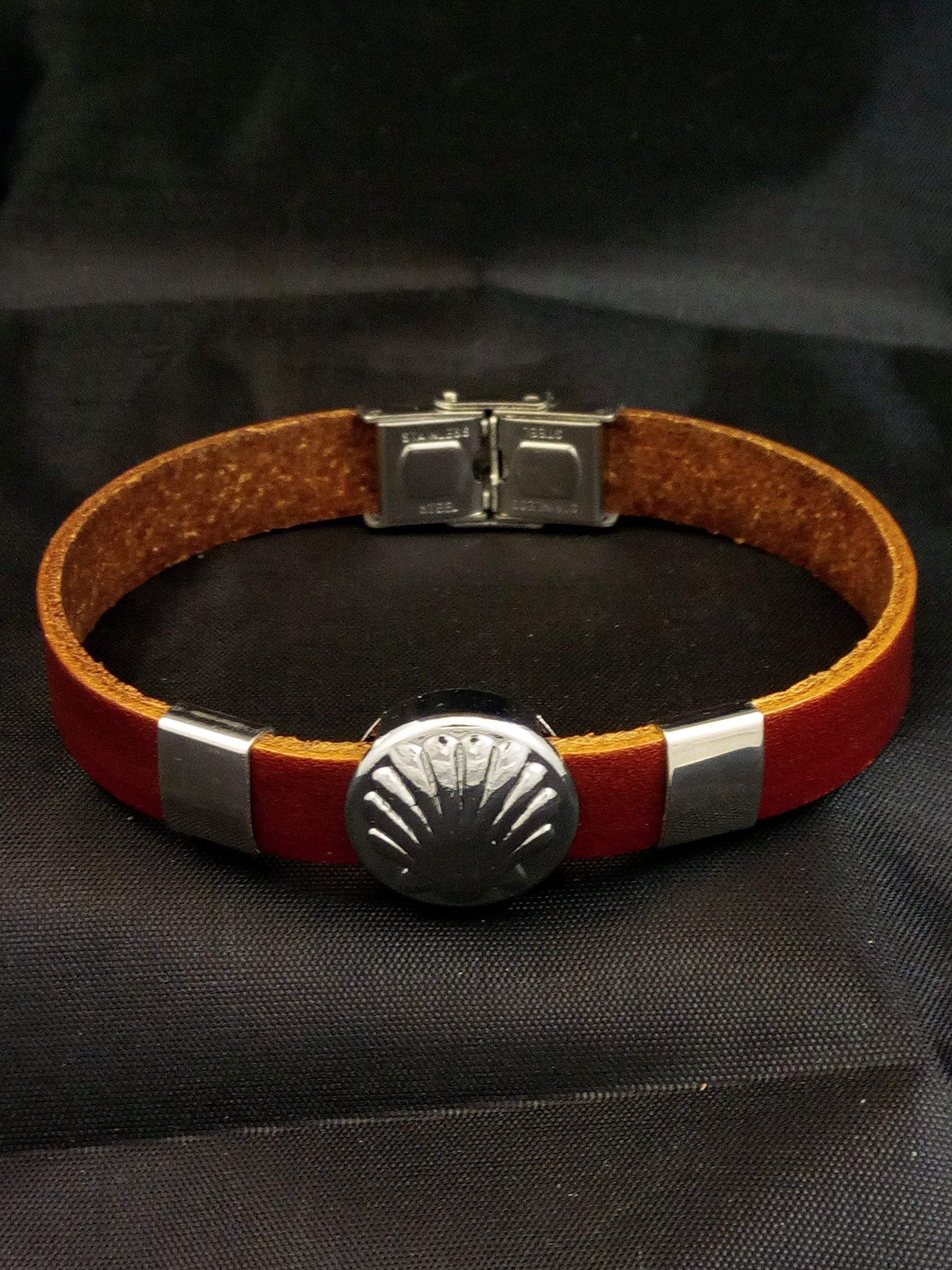 Pulsera de Cuero, Concha del Camino de Santiago, ajustable