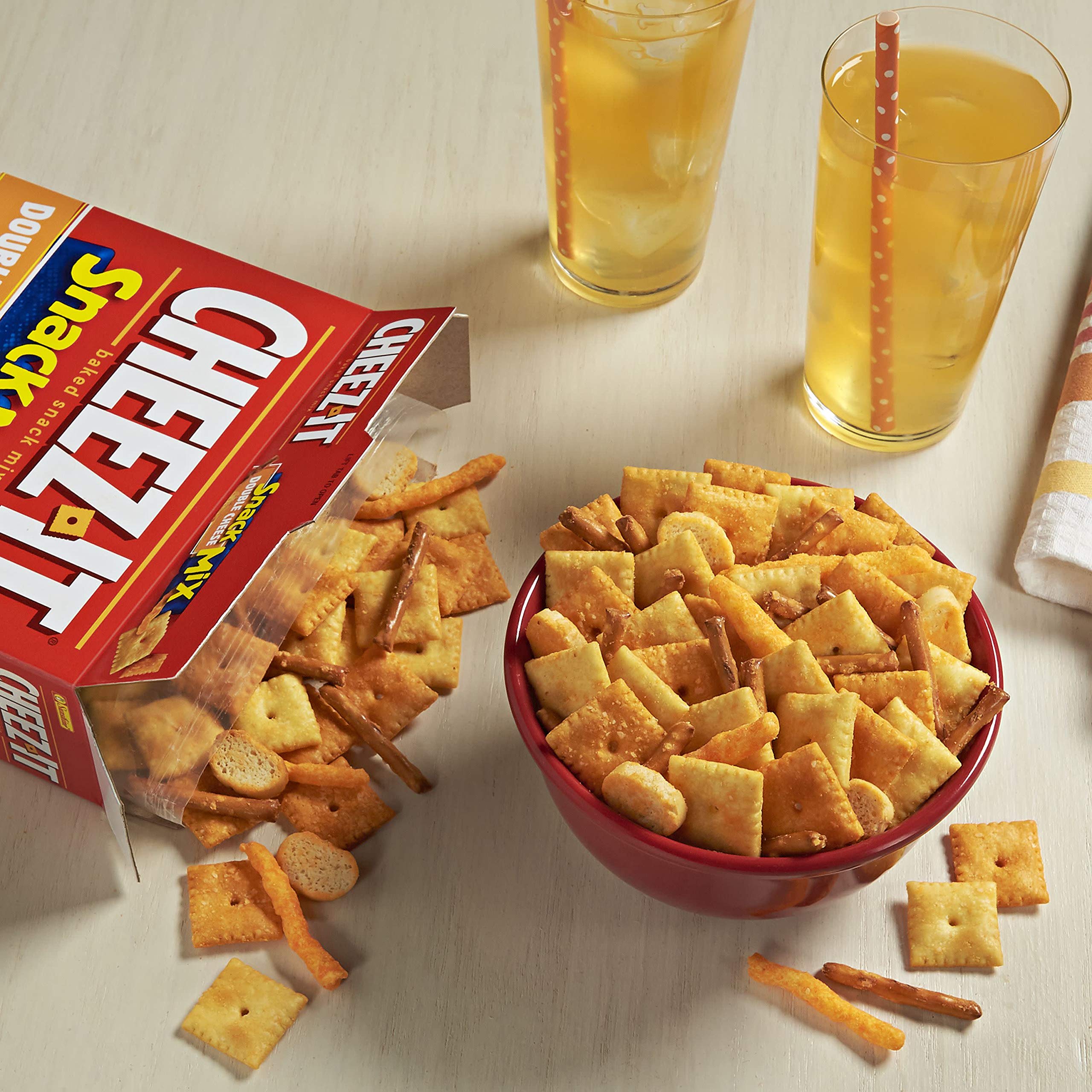 CheezIt Variety Pack, Original and White Cheddar Cheese Crackers