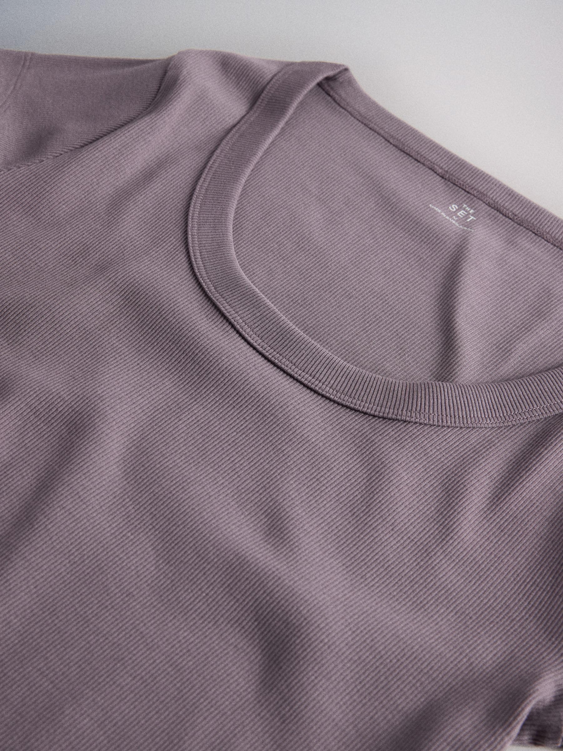 THE SET Damen Gerippte T-Shirts mit U-Ausschnitt und überschnittenen Schultern, 5er-Pack