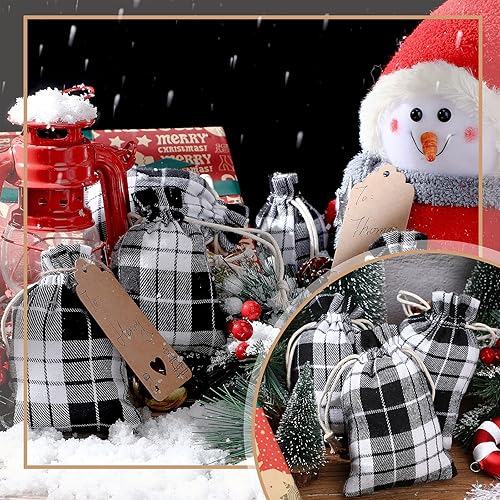 Vista 33 de Shappy 24 bolsas de regalo de Navidad con cordón, bolsas de Adviento de arpillera a cuadros de Navidad, 7 x 5 pulgadas, bolsa de lino para dulces
