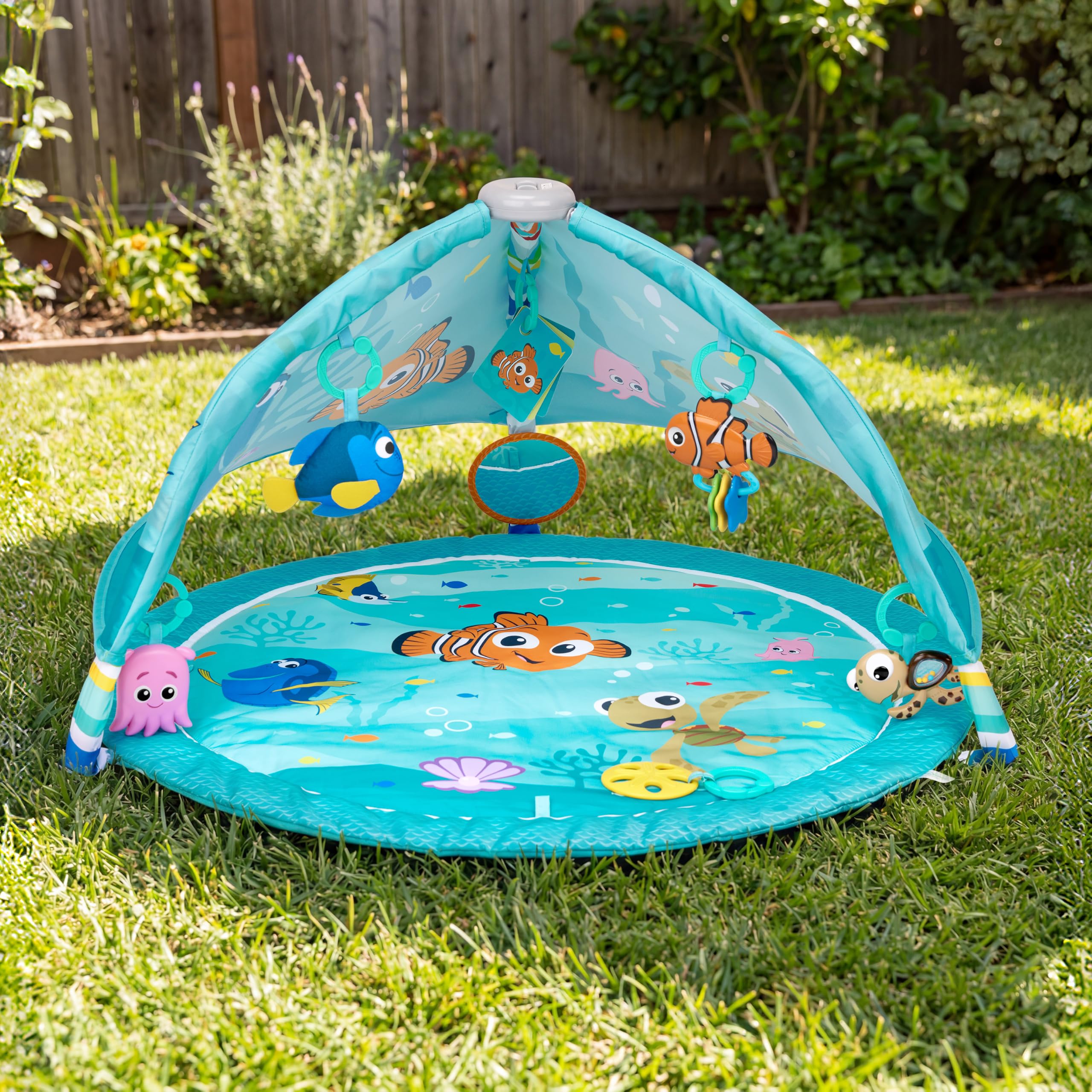 Disney Baby Finding Nemo POP 'N Wiggle klappbares Spielbogen mit Spielzeugstange, Indoor/Outdoor, ab Neugeborenem