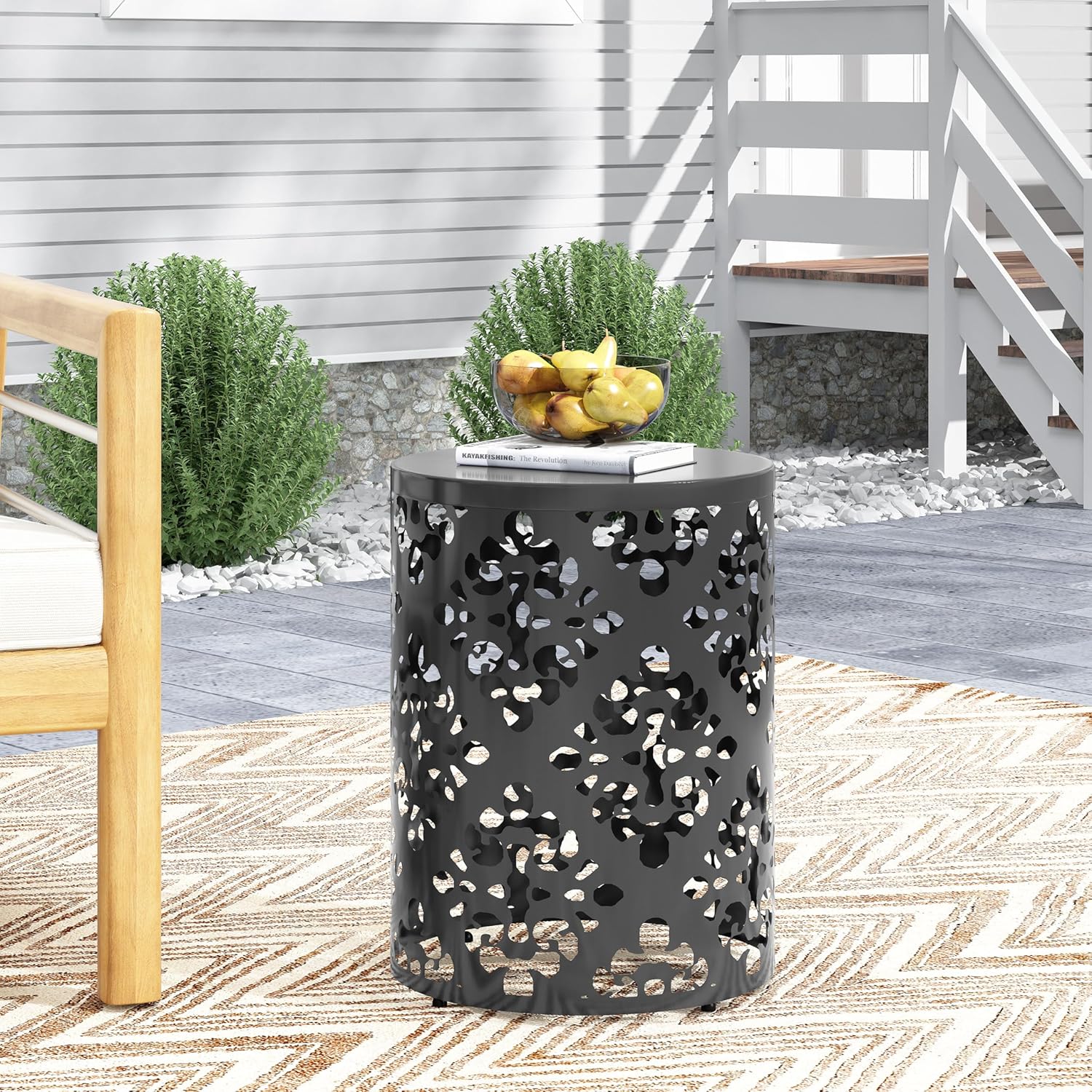 14" Powder Coated Iron Outdoor Farmhouse Coffee Table, Elegant Farmhouse Coffee Tables with Cylindrical Structure, Stylish Refined Tea Table for Patio Garden, Black