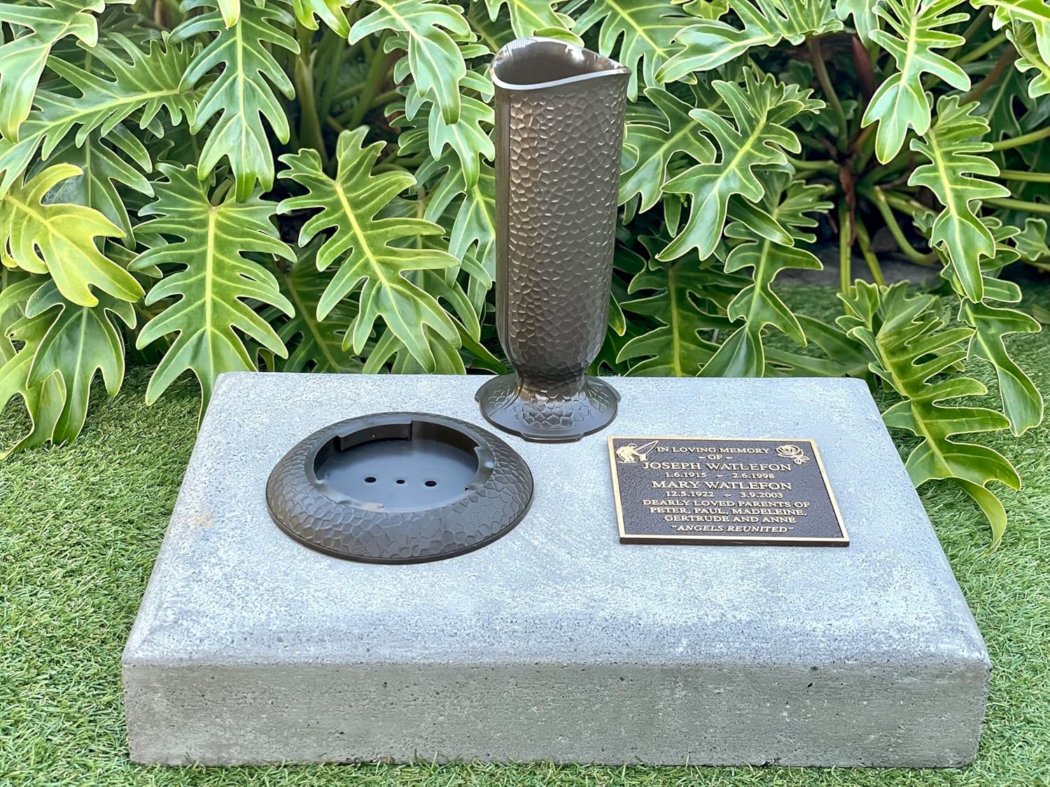 Cemetery Flower Vase with 7" Base Plate Set, Dark Brown, Plastic