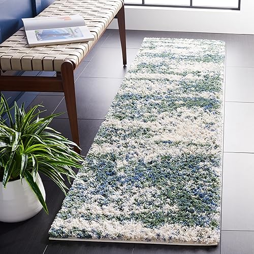 SAFAVIEH Berber Shag Collection - Tapete para pasillo, 2 x 12 pies, verde y beige, diseño abstracto moderno, no desprende pelusa y de fácil cuidado,