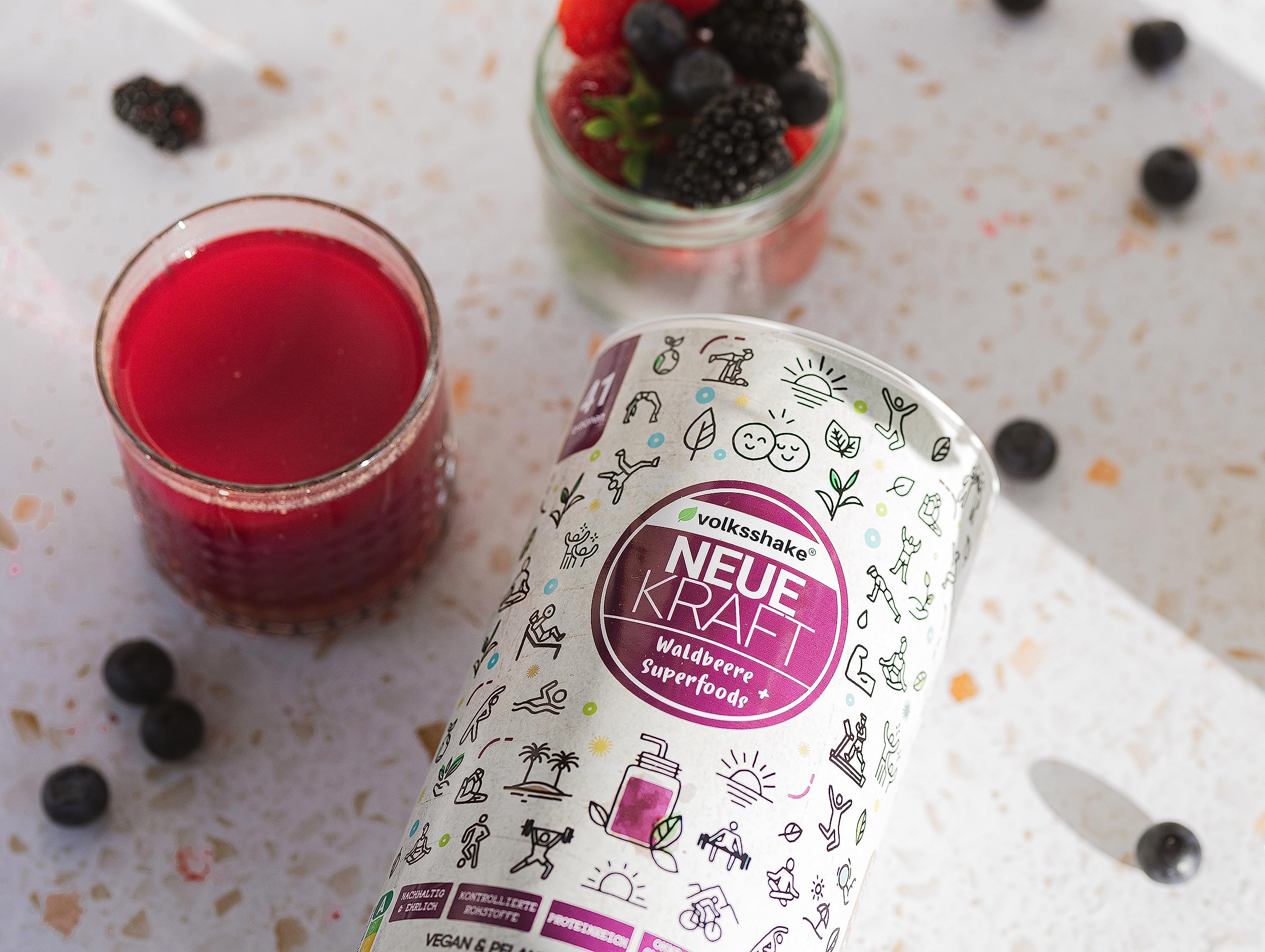 Neue Kraft | Smoothiepulver | 500g | Waldbeere-Geschmack | Über 20 rein pflanzliche Zutaten | Premiumqualität vom Bodensee | Made in Germany