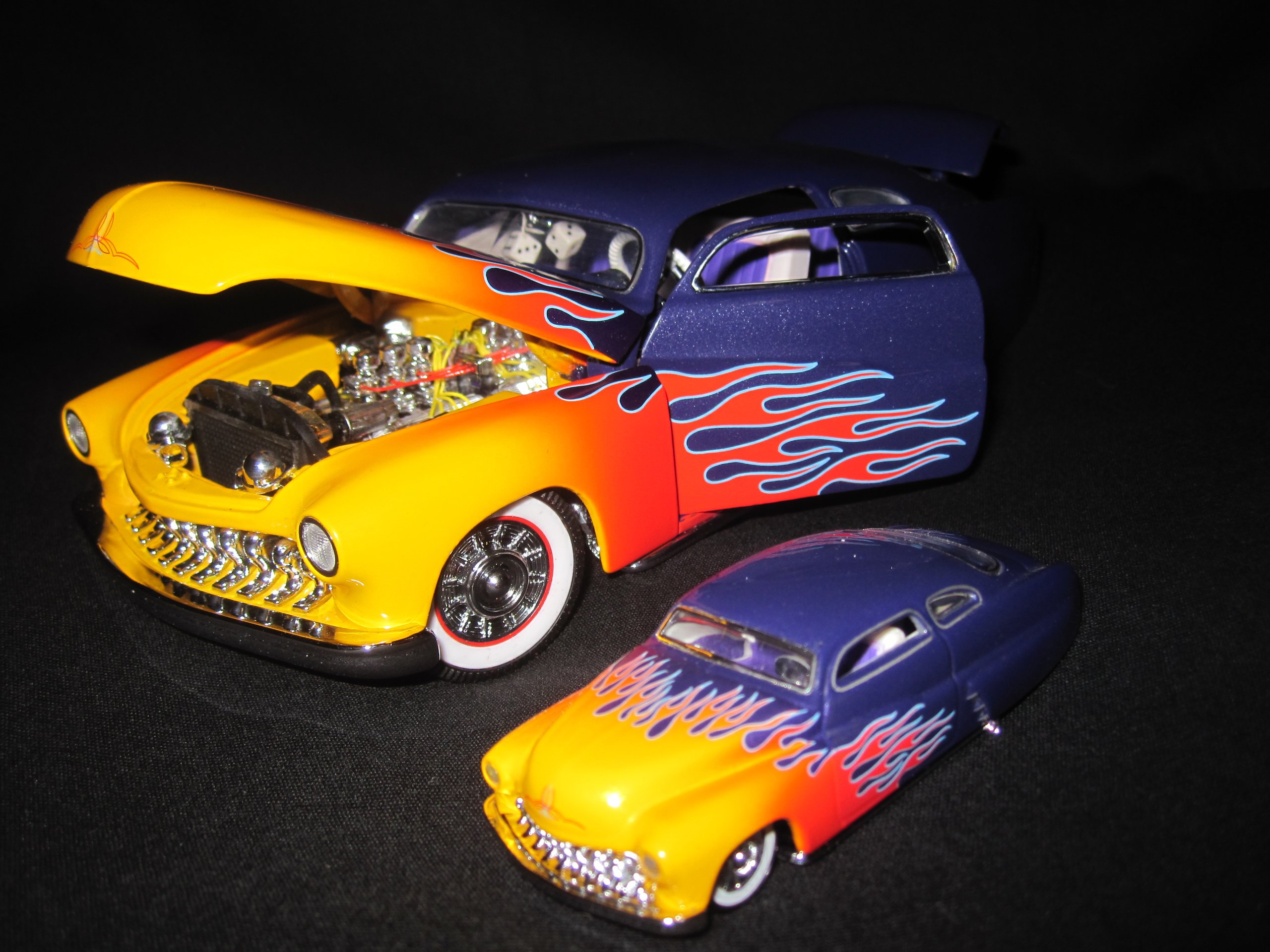 Amazon | Hot Wheels Legends 1949 Mercury 1/24 and 1/64 | ミニカー