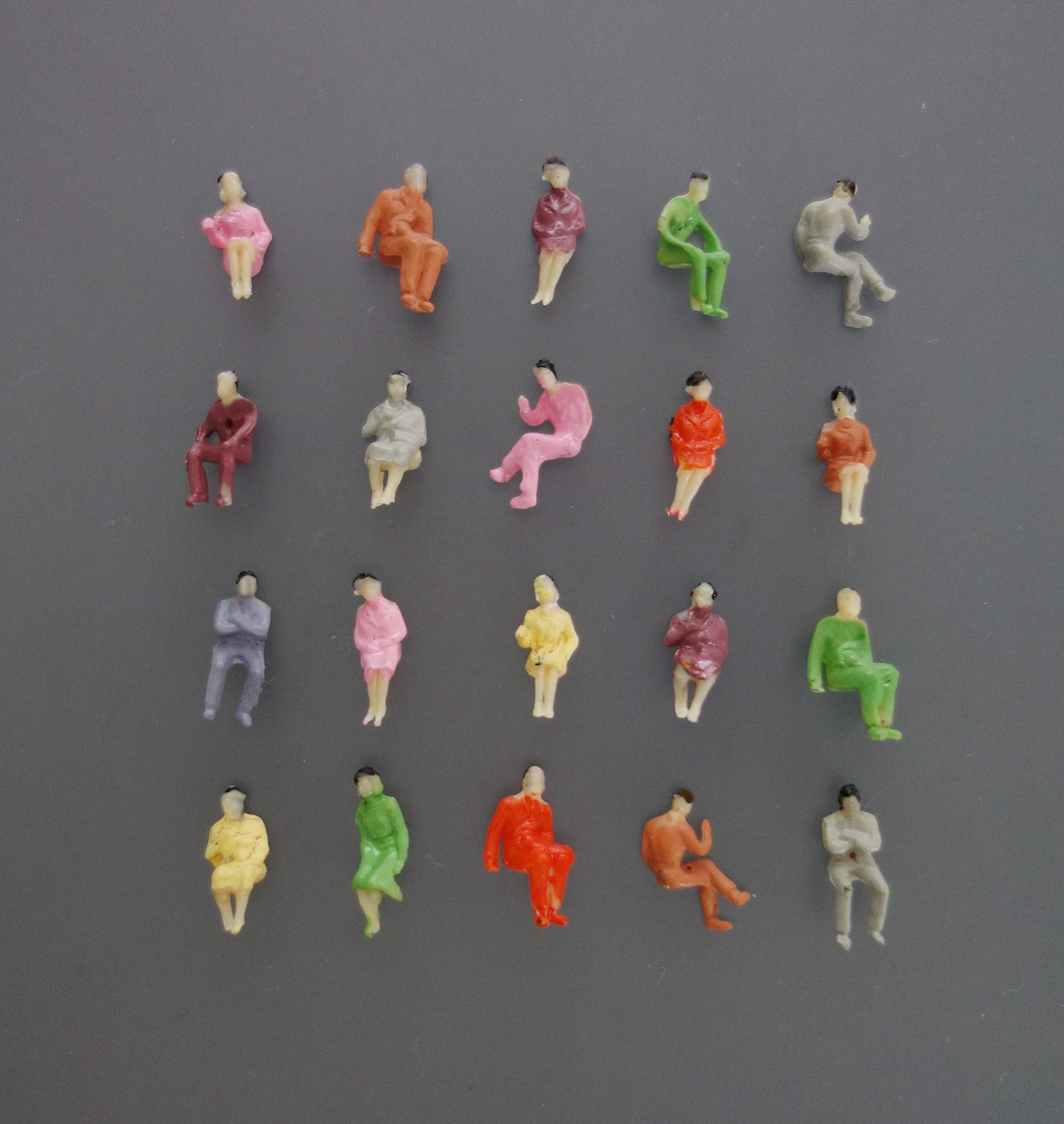 200 Stück Modellfiguren Sitzend - Maßstab 1:100 Für Modelleisenbahn & Dioramen