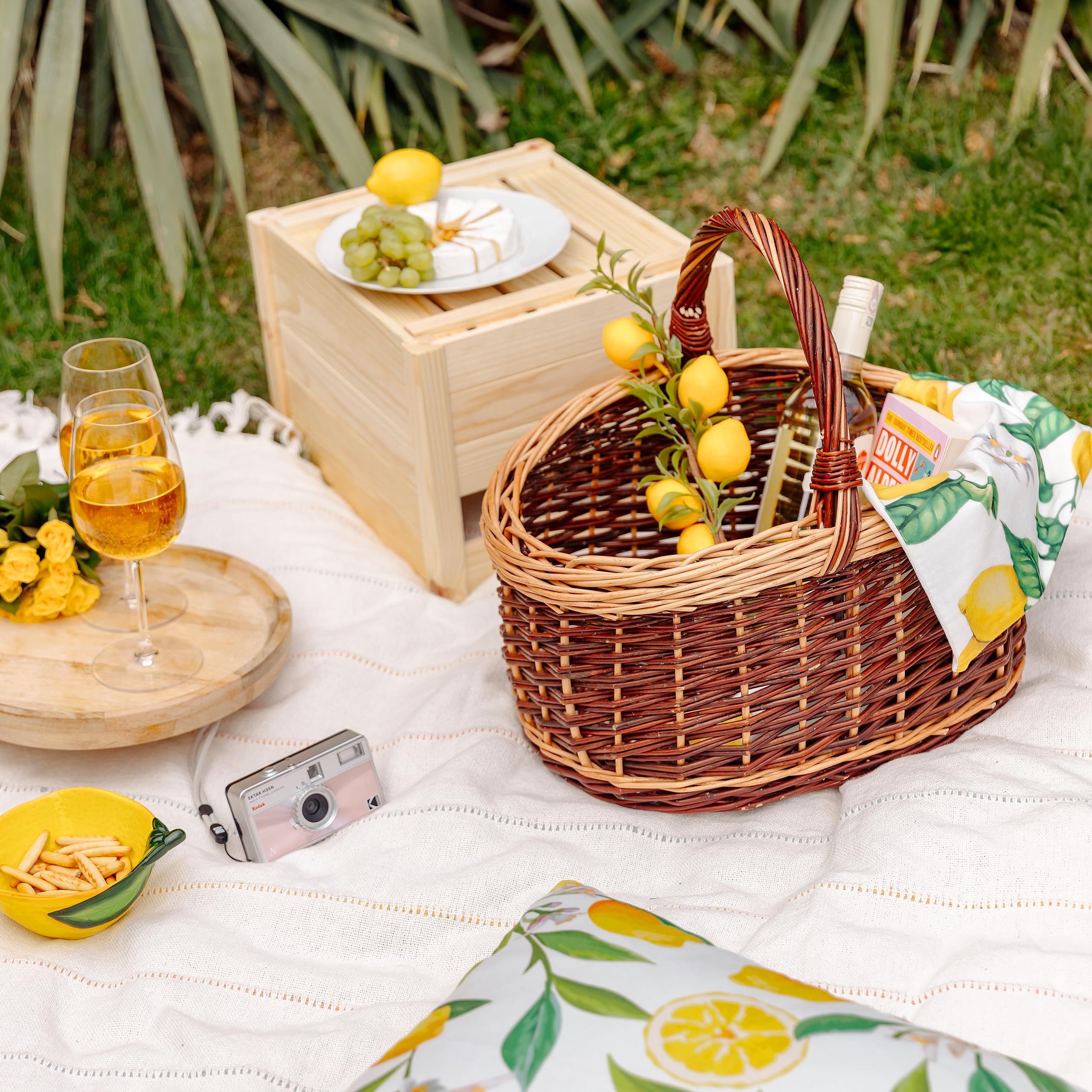 Creative Home Cesta de Mimbre Grande con Asa y Trenza Picnic 43x33x40cm | (+/-1cm) | Ligera | para Setas Compra Regalo Plantas Decoración | Tejida a Mano | Mimbre Claro y Oscuro | Multiuso y Práctica