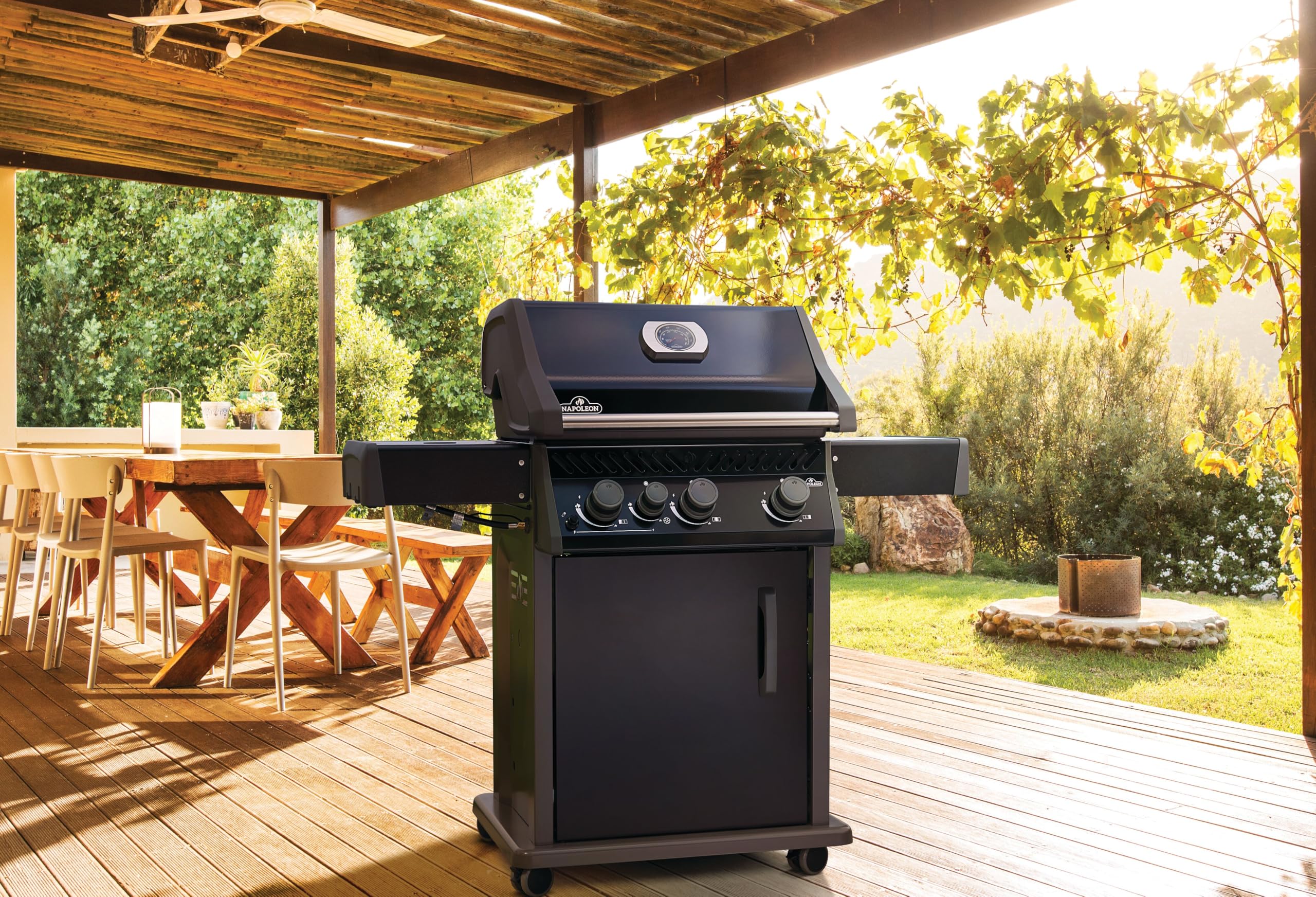 napoleon rogue 425 propane gas grill with range side burner, black, 3 stainless steel main burners, durable grilling power includes : weather cover. (pre-assembled - see photos. missing cart door.)