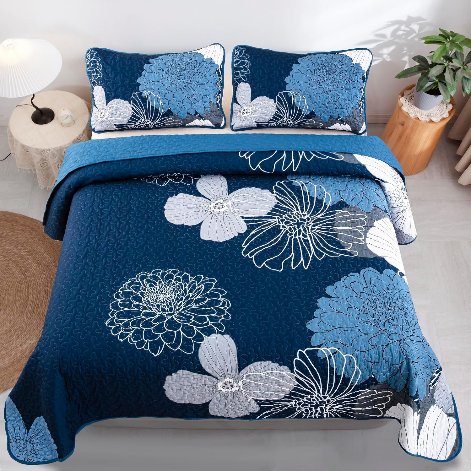 Anibedding Flower Quilts Set Queen Size, 3Pcs Boho Bedding Set,Navy Blue | Reversible Microfiber Boho Flowers Pattern Coverlet Bedding Set with 2 Pillowcases, All Season Lightweight Quilted 96"x 90"