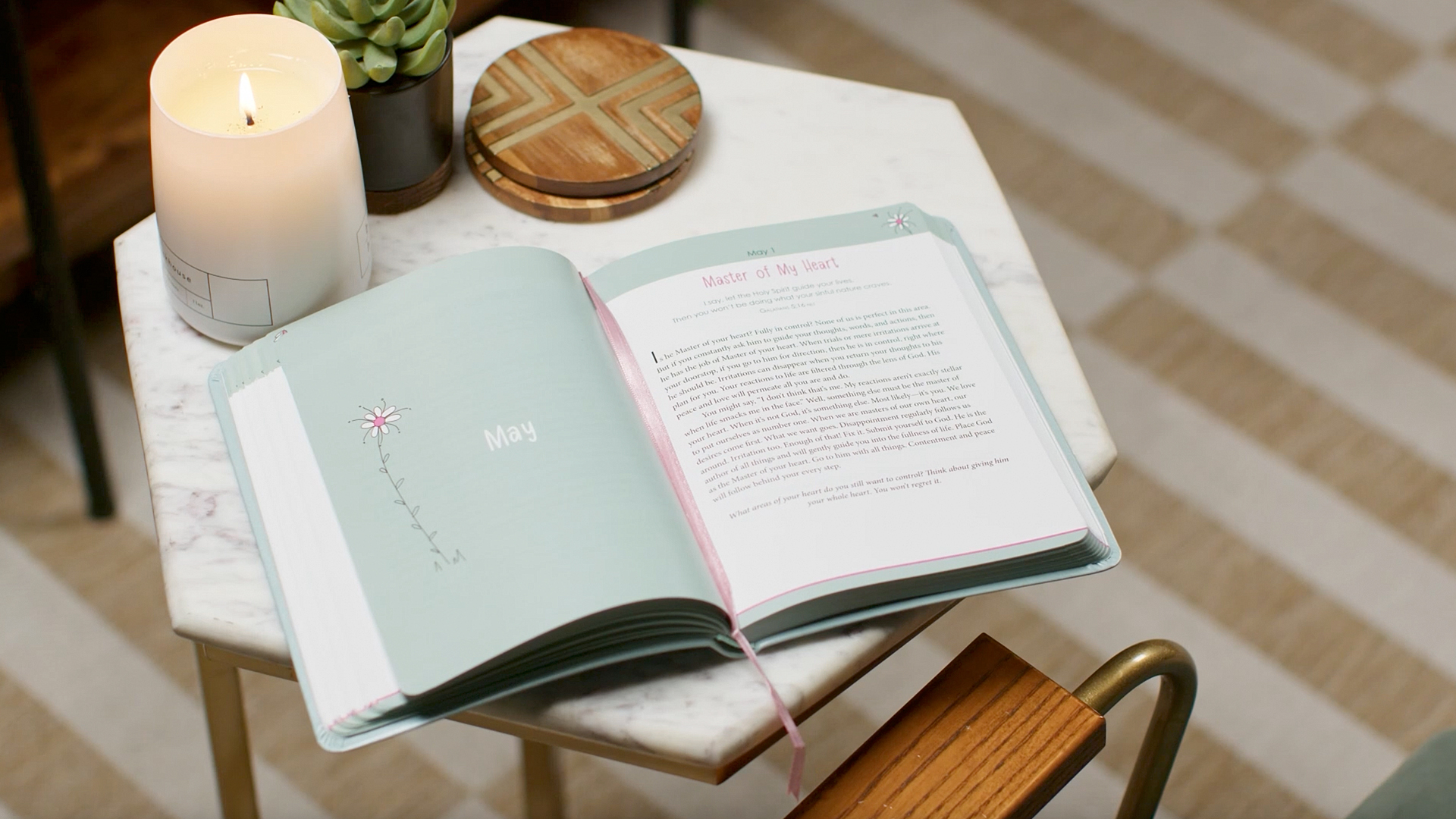 Image of Trusting God With Every Breath: 365 Daily Devotions for Women - Find Hope for the Ups and Downs of Life