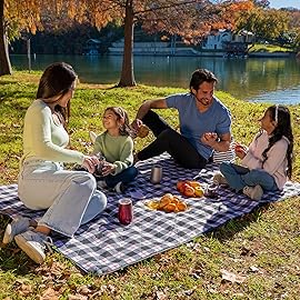 BRAWNTIDE Large Outdoor Waterproof Blanket - Thick Tartan Plaid Fleece, Warm, Windproof, Sandproof, Ideal for Camping, Parks, Grass, Hiking, Travel, Includes Stuff Sack, Shoulder Strap (Plaid Black)