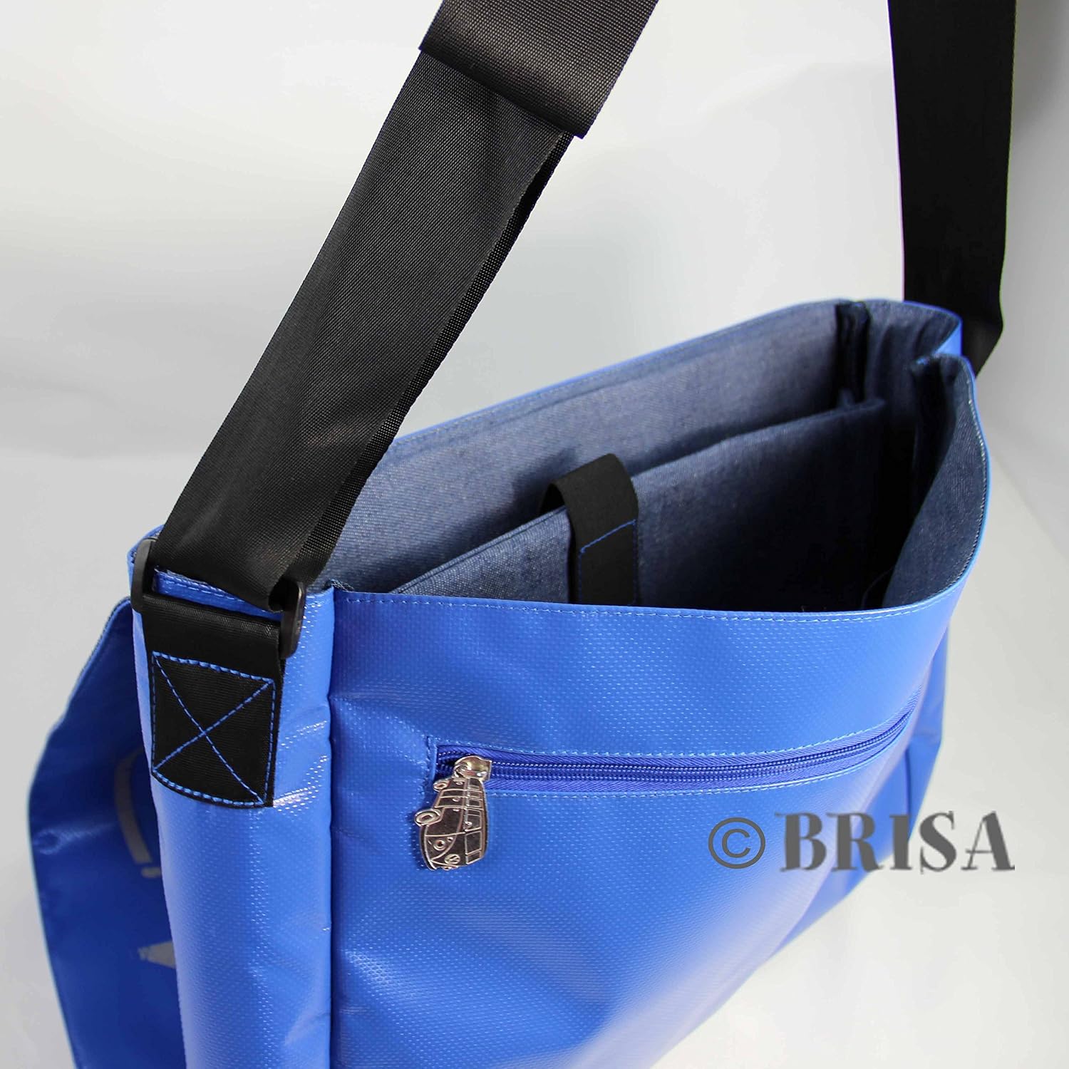 BRISA VW Collection - Volkswagen Vintage Outdoor Shoulder Messenger Bag made of Tarpaulin in T1 Bus Design (Small/Vintage/Blue) - Image 3