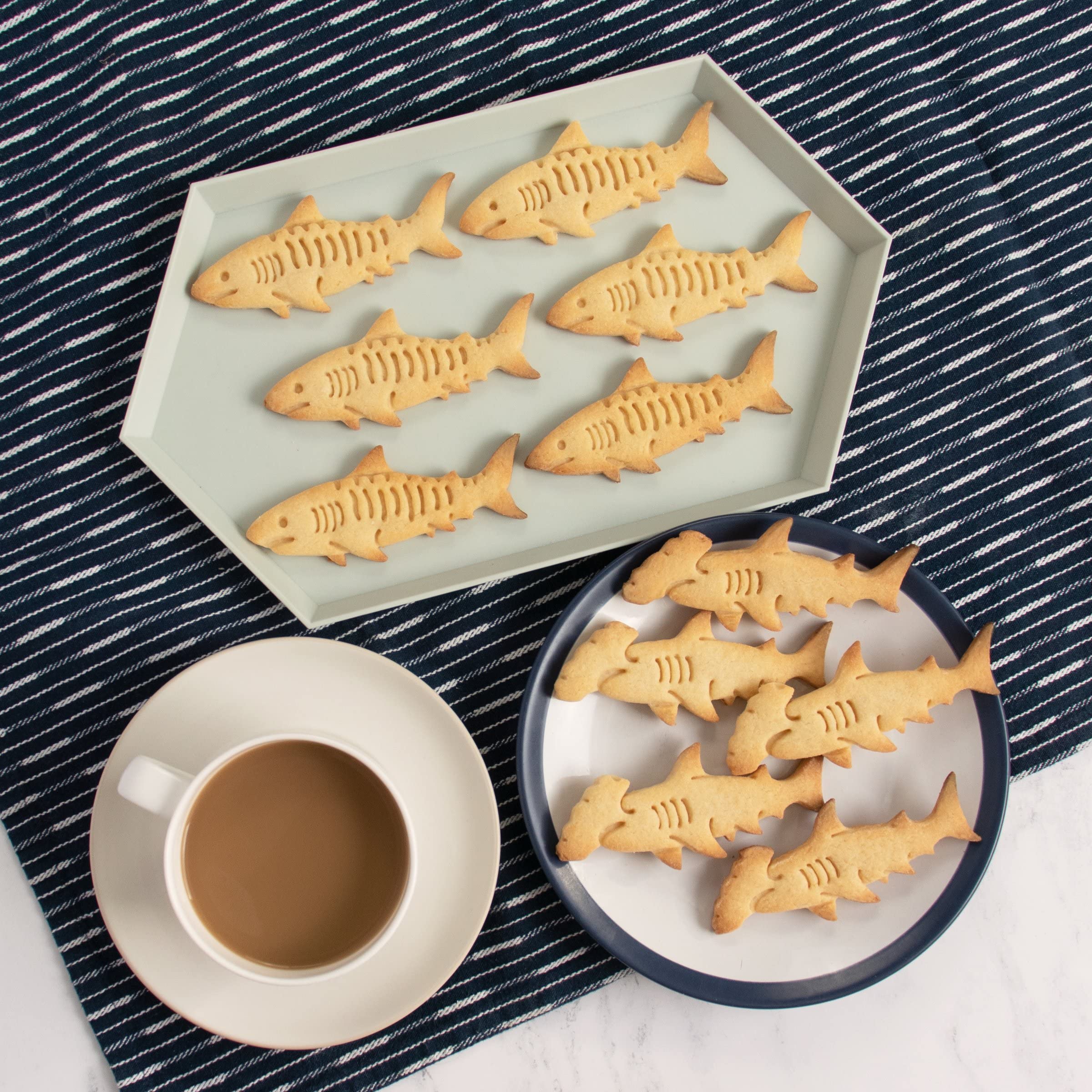 Amazon | BAKERLOGY サメ クッキー型2個セット（ハンマーヘッド